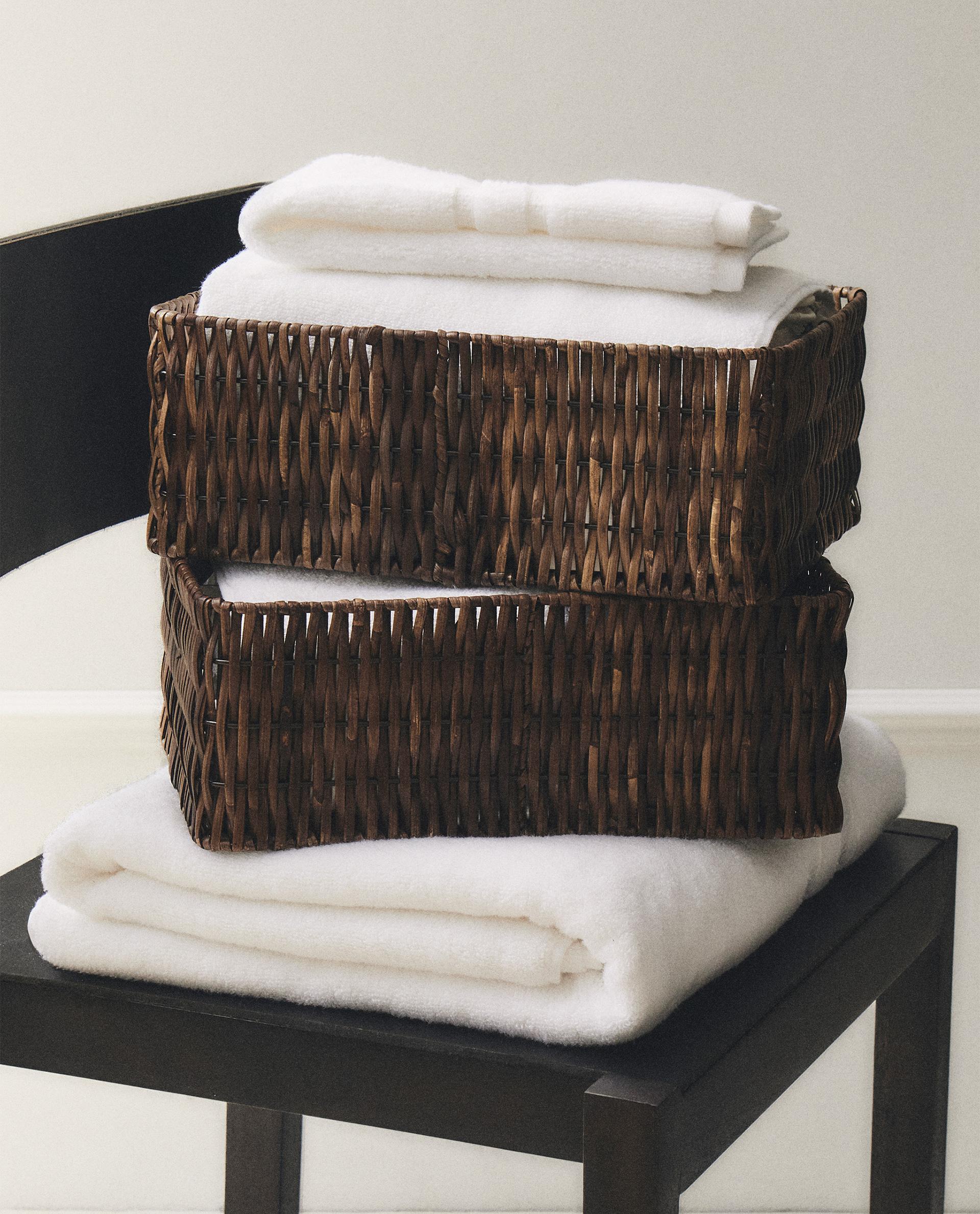 42566049700-a7.jpg?ts=