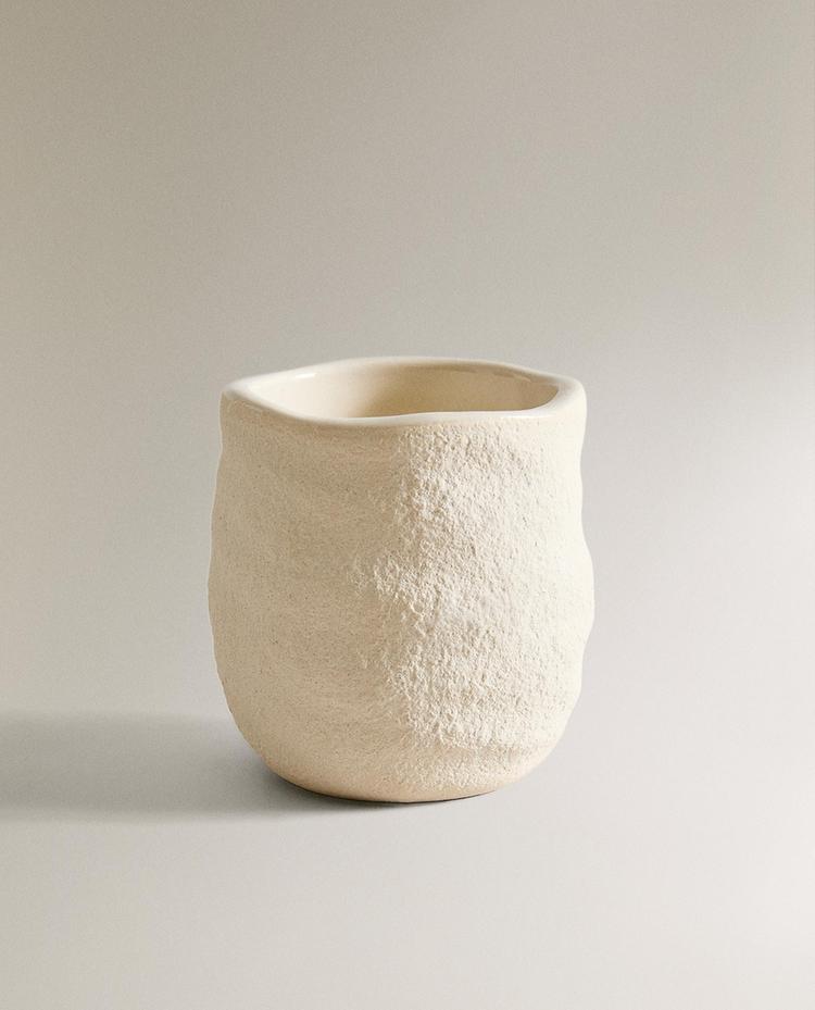 TEXTURED CERAMIC TOOTHBRUSH HOLDER TEXTURED CERAMIC TOOTHBRUSH HOLDER