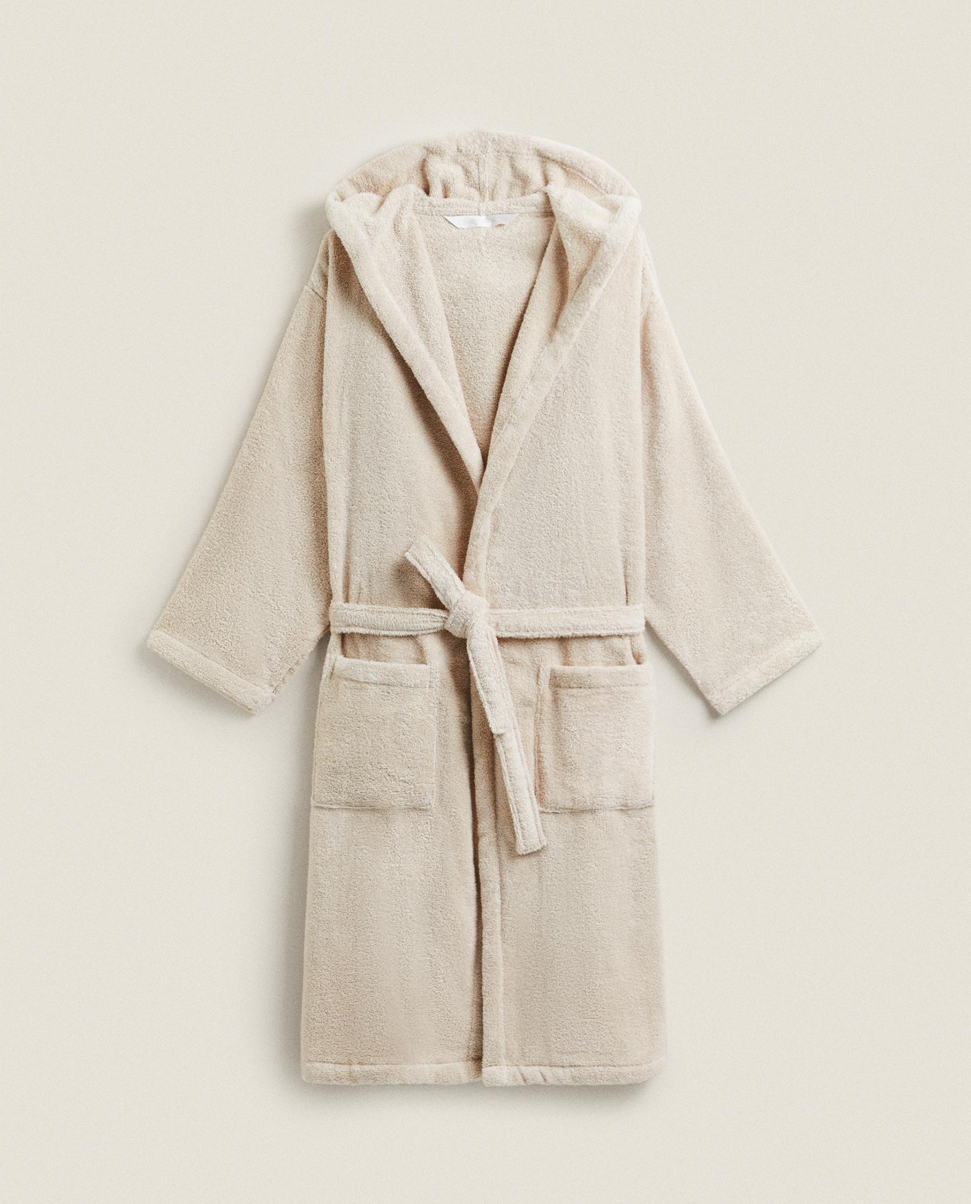 EXTRA SOFT HOODED BATHROBE (380 GXM²) product thumbnail 6
