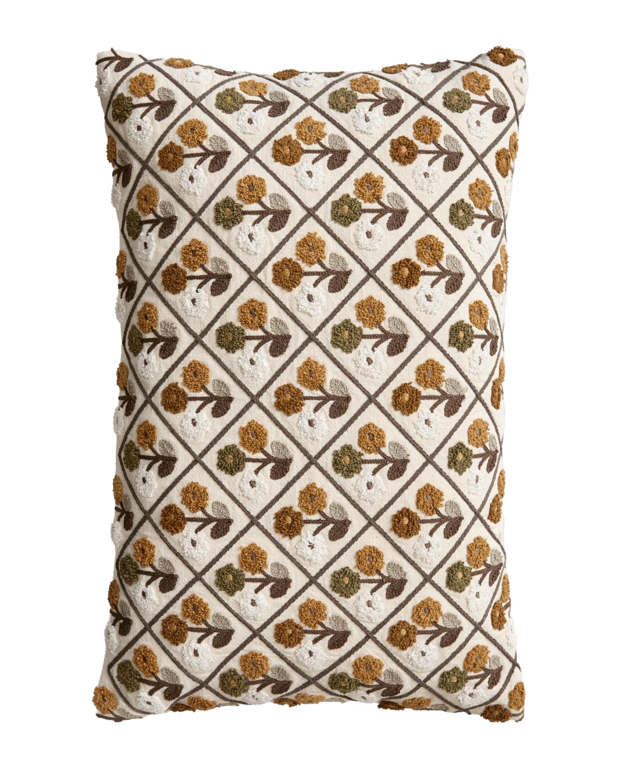 TUFTING CUSHION COVER product thumbnail 8