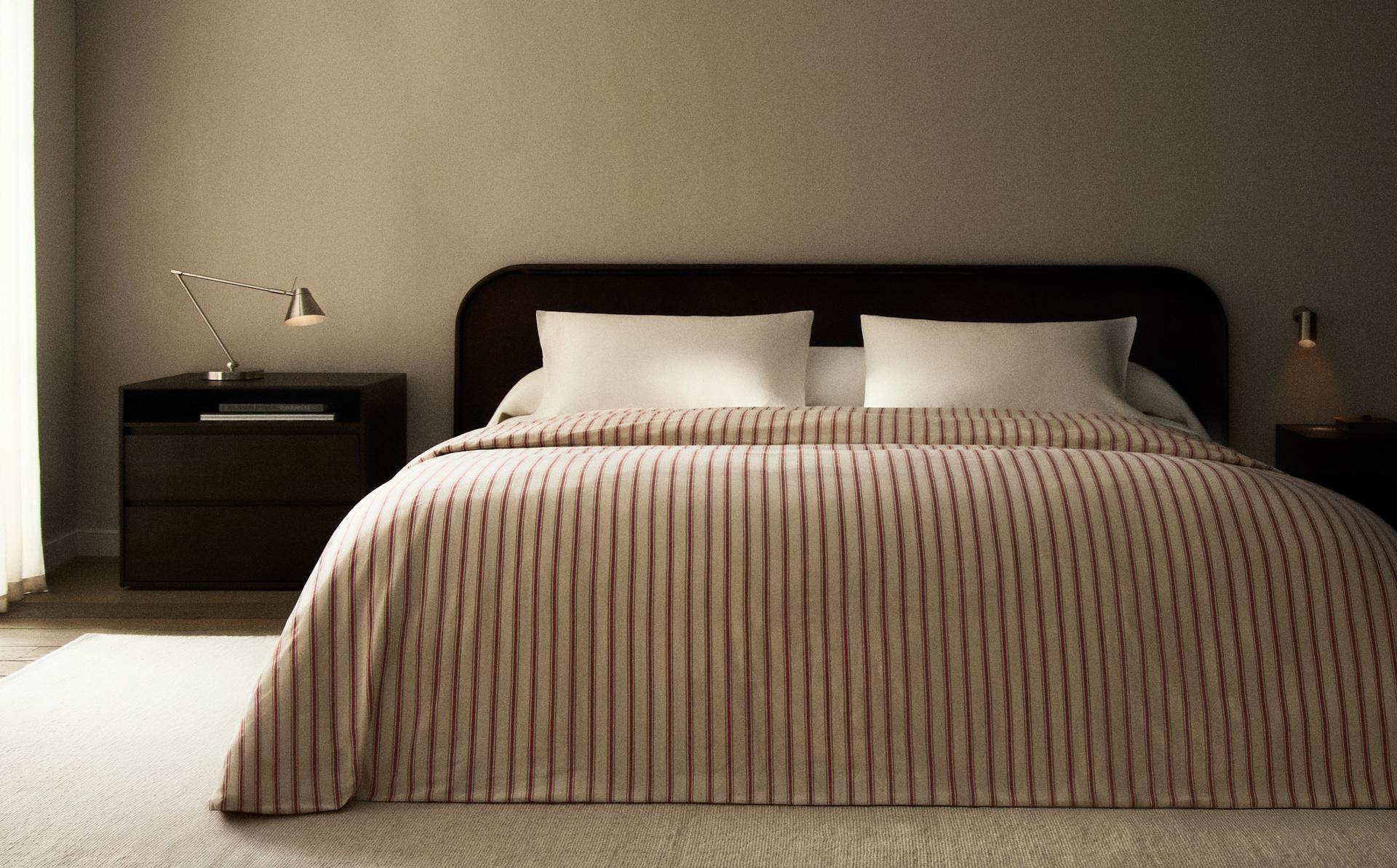 BETTBEZUG AUS GESTREIFTER PERKALBAUMWOLLE (300 FÄDEN) BETTBEZUG AUS GESTREIFTER PERKALBAUMWOLLE (300 FÄDEN)