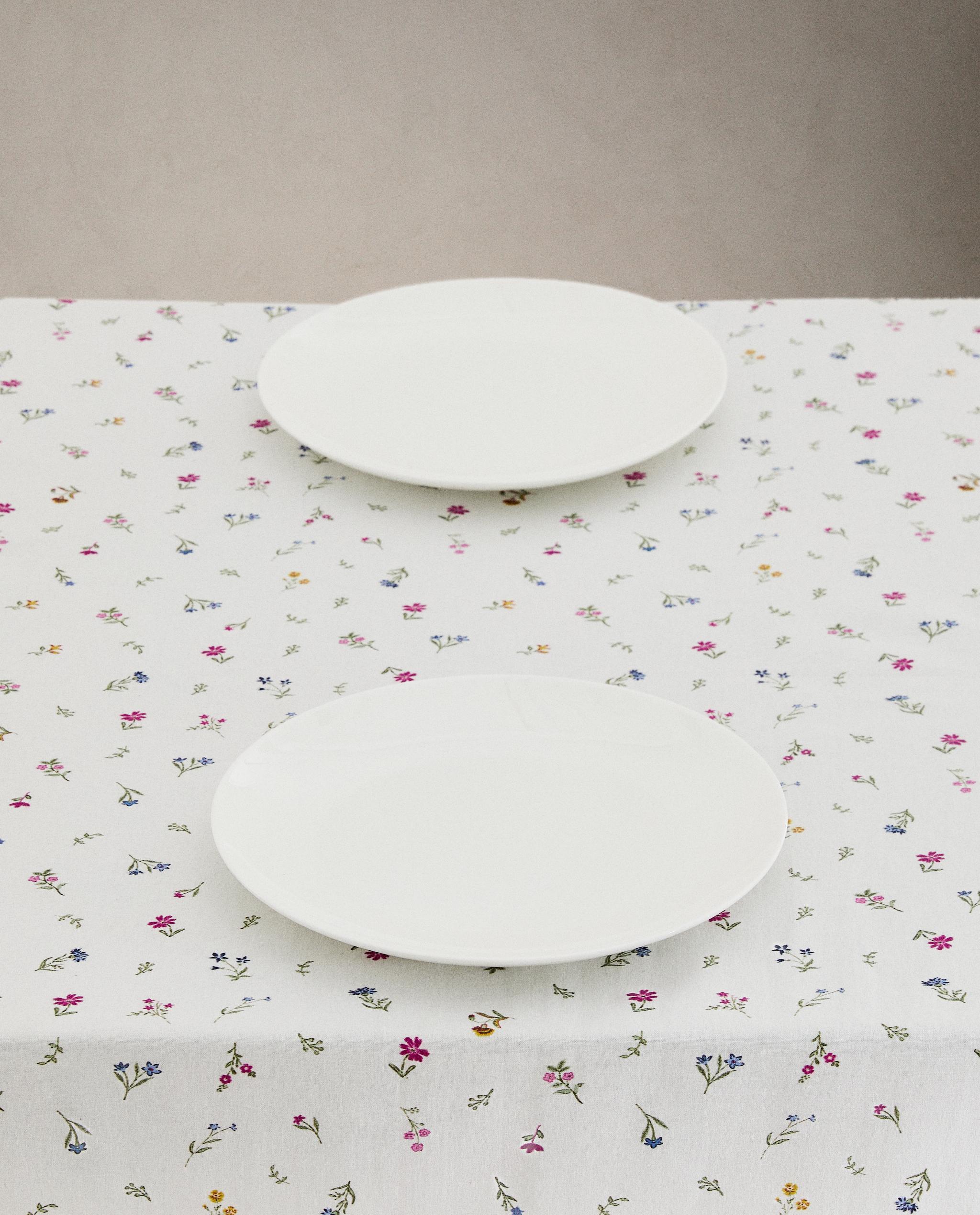 【新品】ZARA  ⚘*. フローラルプリント スペイン製テーブルクロス 新品 ZARA HOME ザラホーム フラワー プリント テーブルクロス