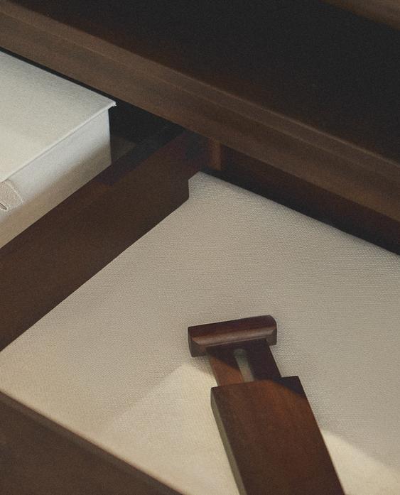 SEPARADOR EXTENSÍVEL ARMÁRIO MADEIRA