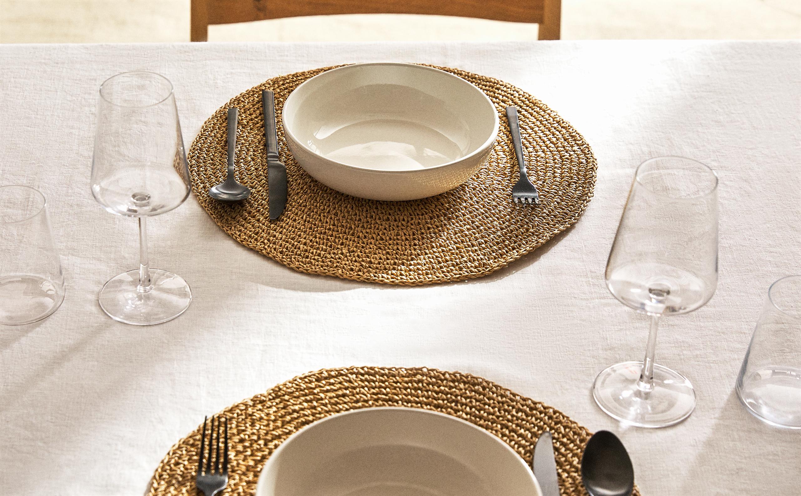 ROUND PAPER PLACEMAT product thumbnail 14