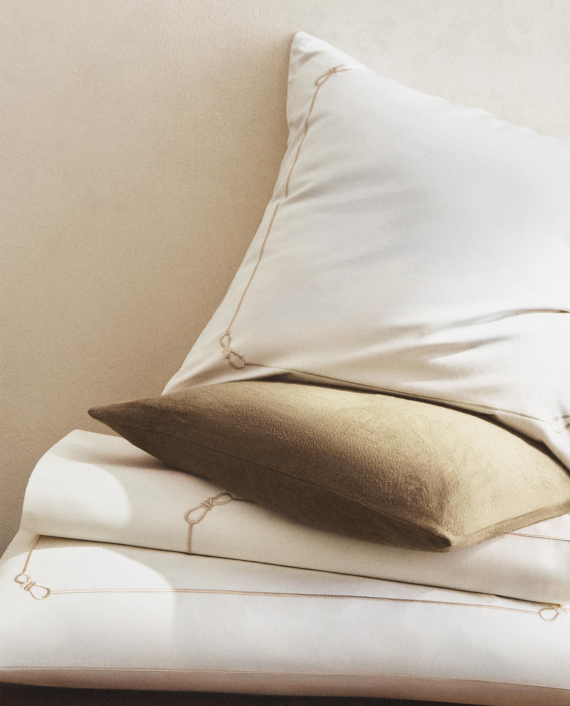 BED LINEN AND CUSHION COVERS