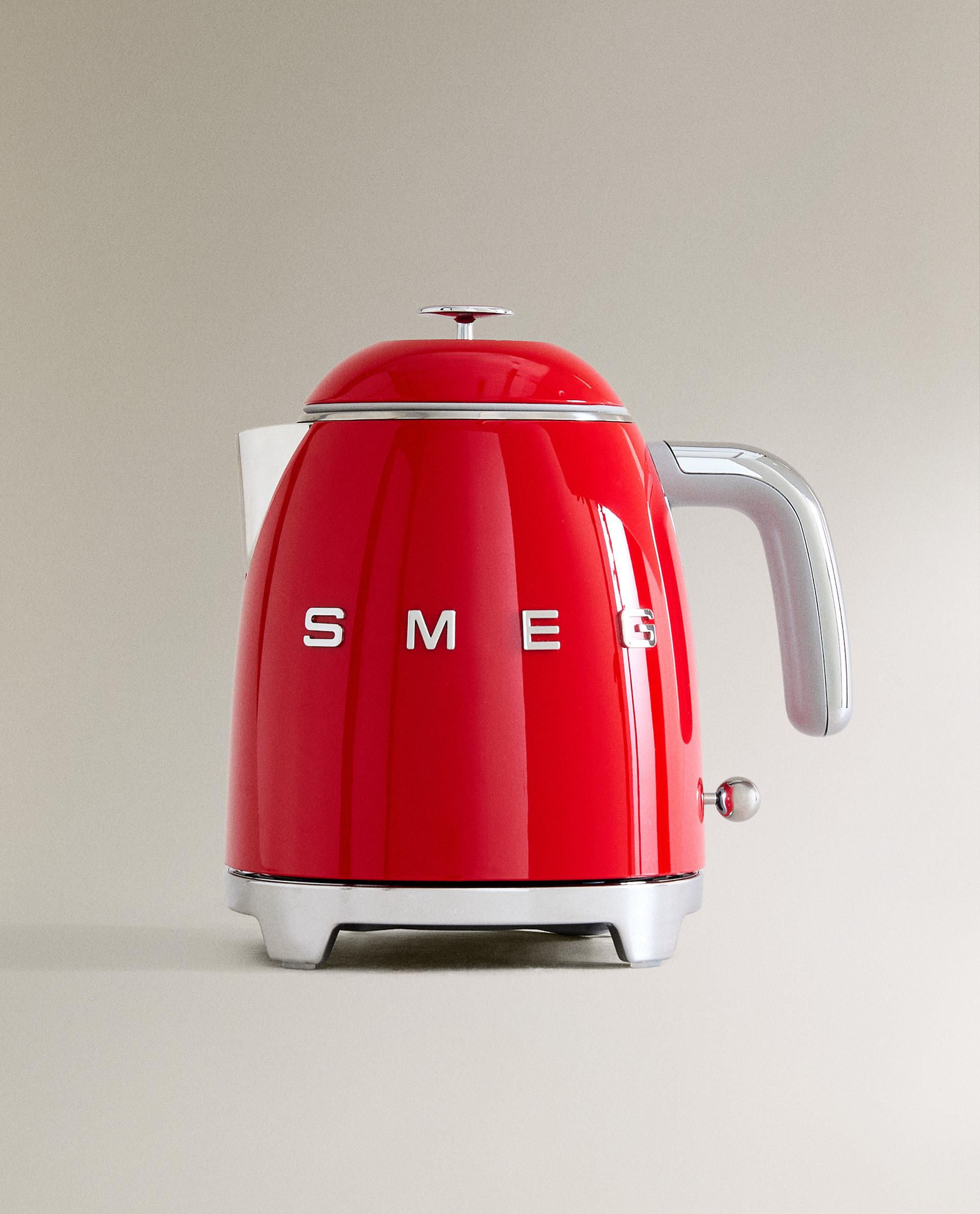 MINI SMEG KETTLE