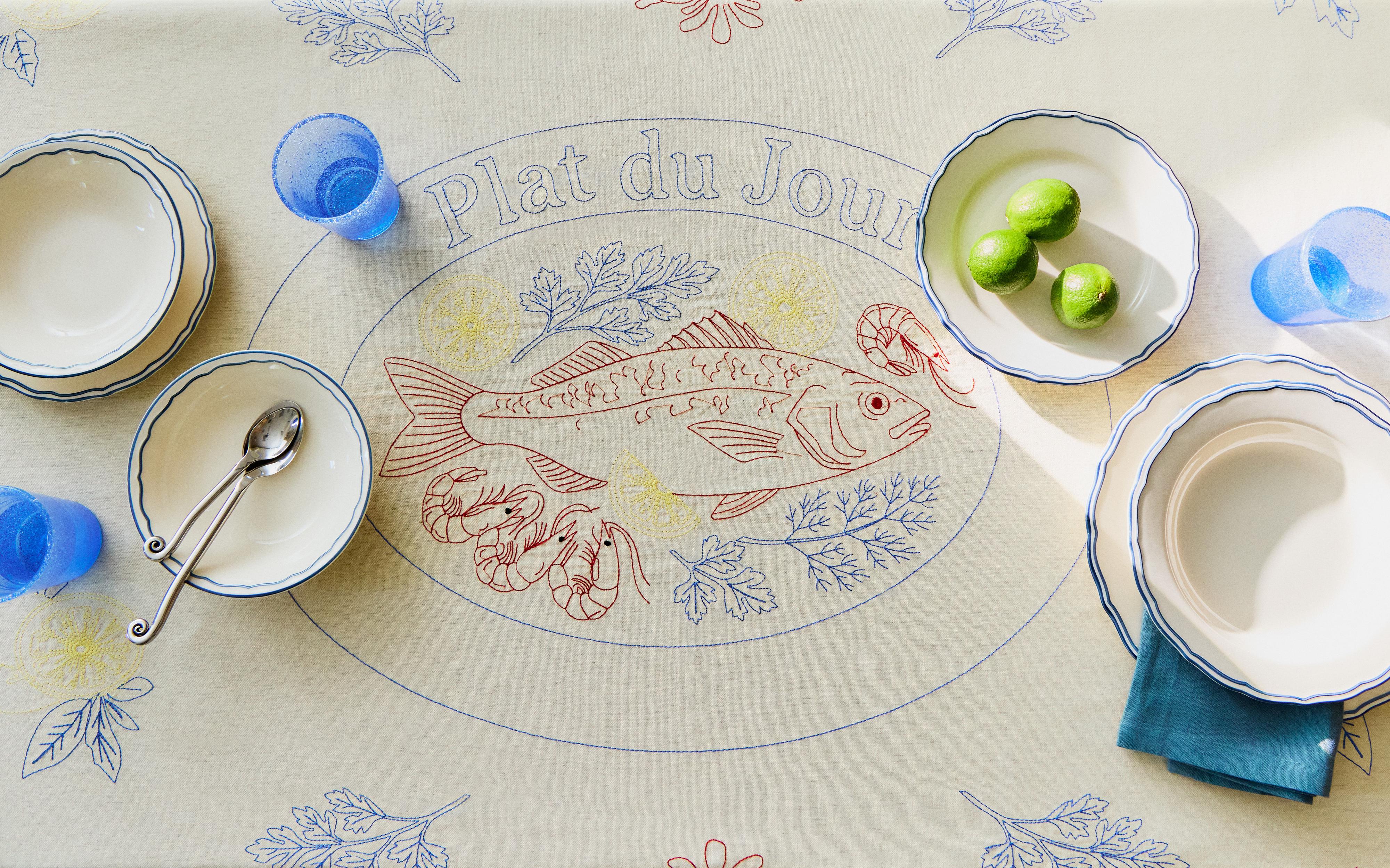 FISH PRINT COTTON TABLECLOTH product thumbnail 10