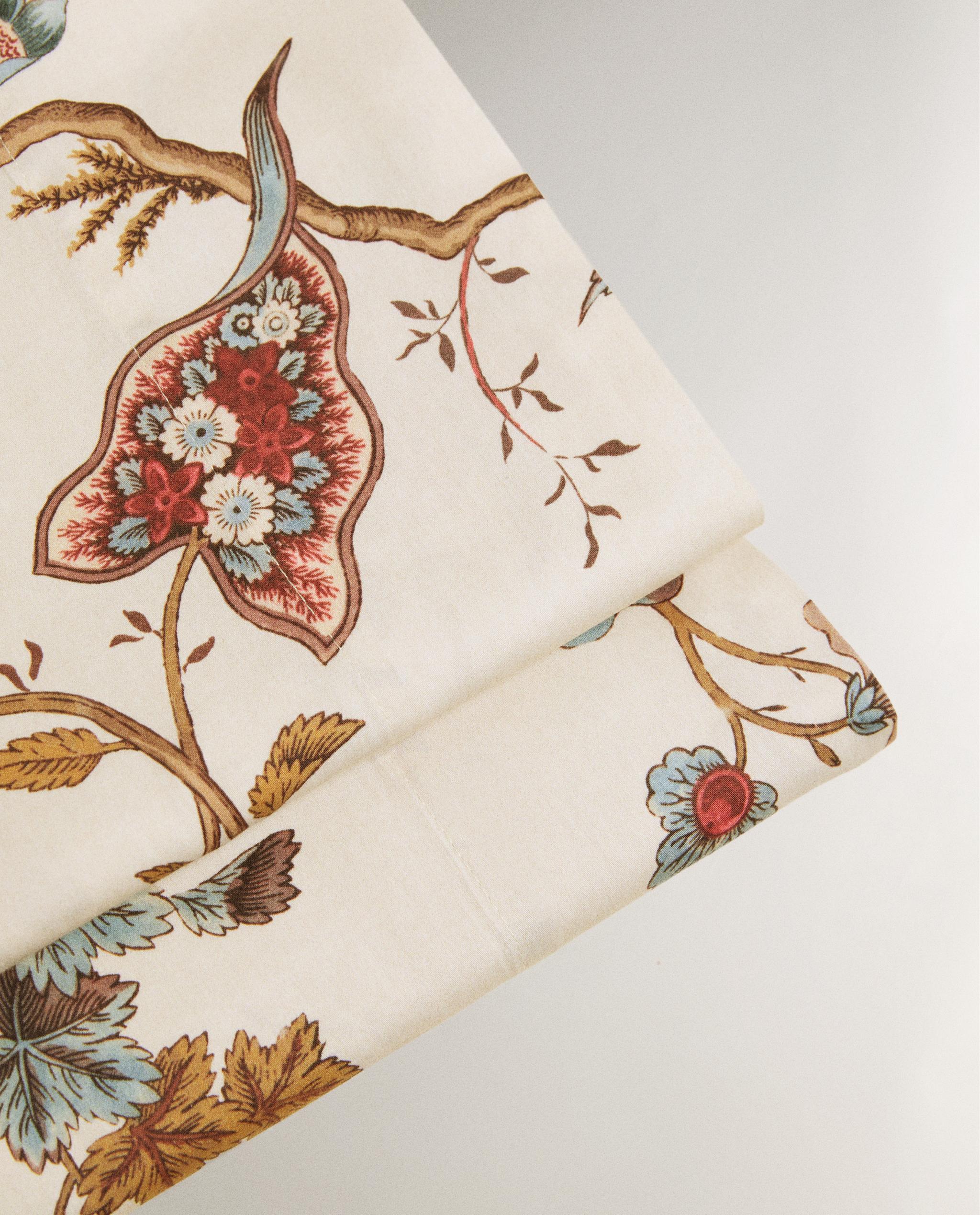 SATIN FLORAL FLAT SHEET | KATHARINE POLE product thumbnail 4