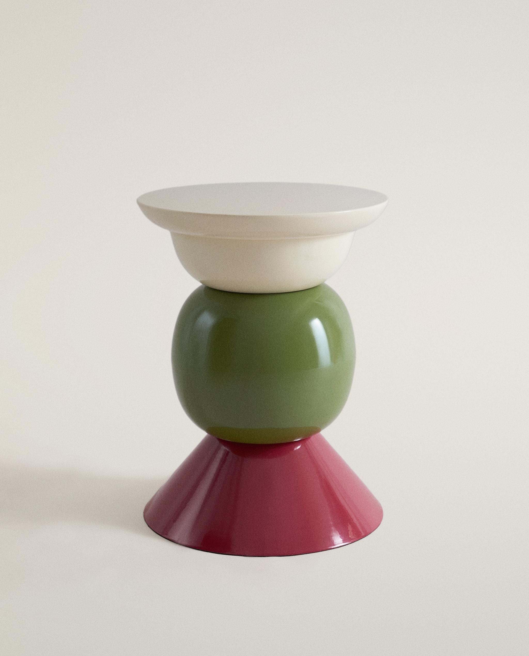 TABLE D’APPOINT MÉTAL FORMES GÉOMÉTRIQUES — Zara Home
