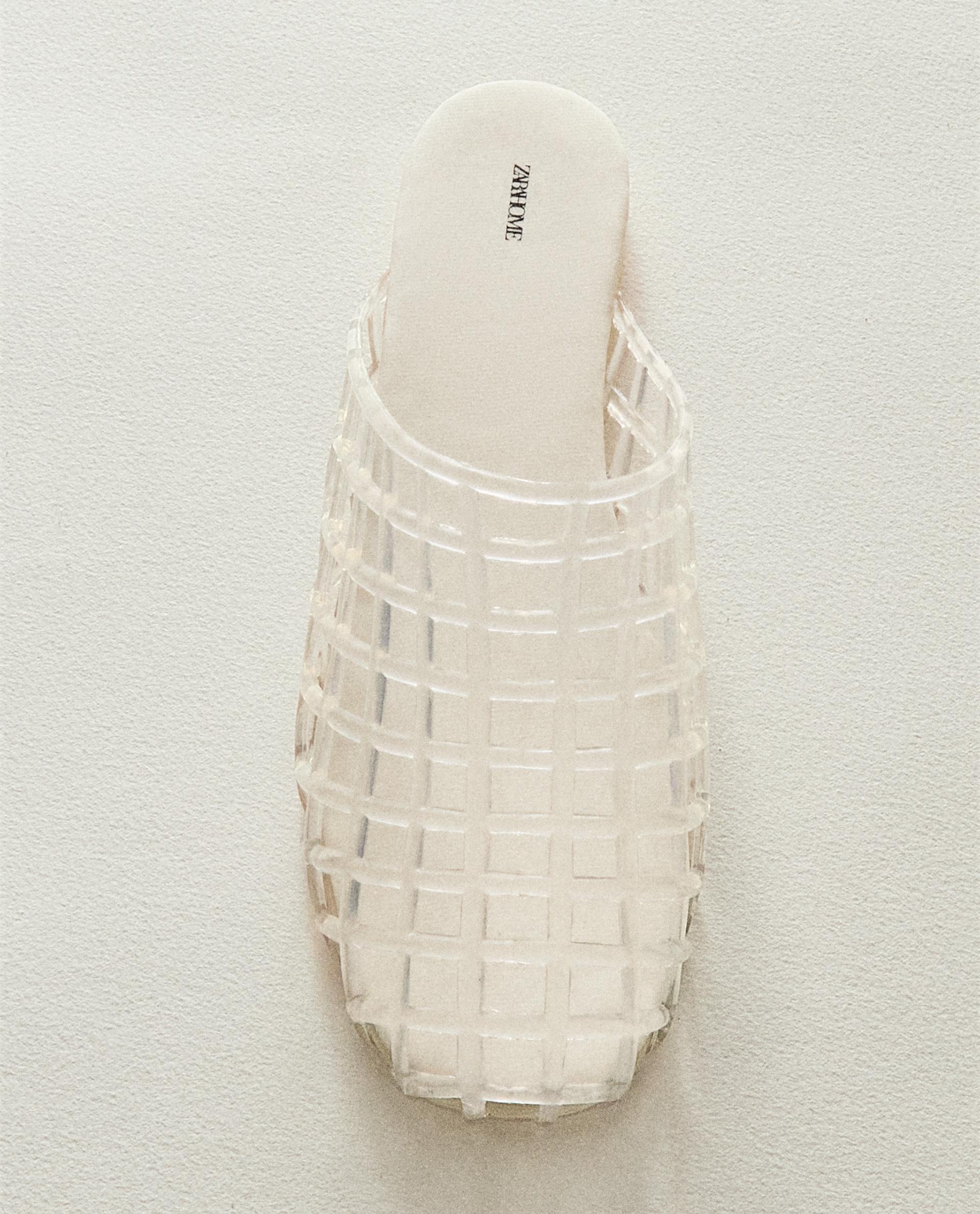 ZARA HOME フェイクファー スリッパ パール 39 フェイクファー スリッパ - グレー | ZARA Japan / 日本
