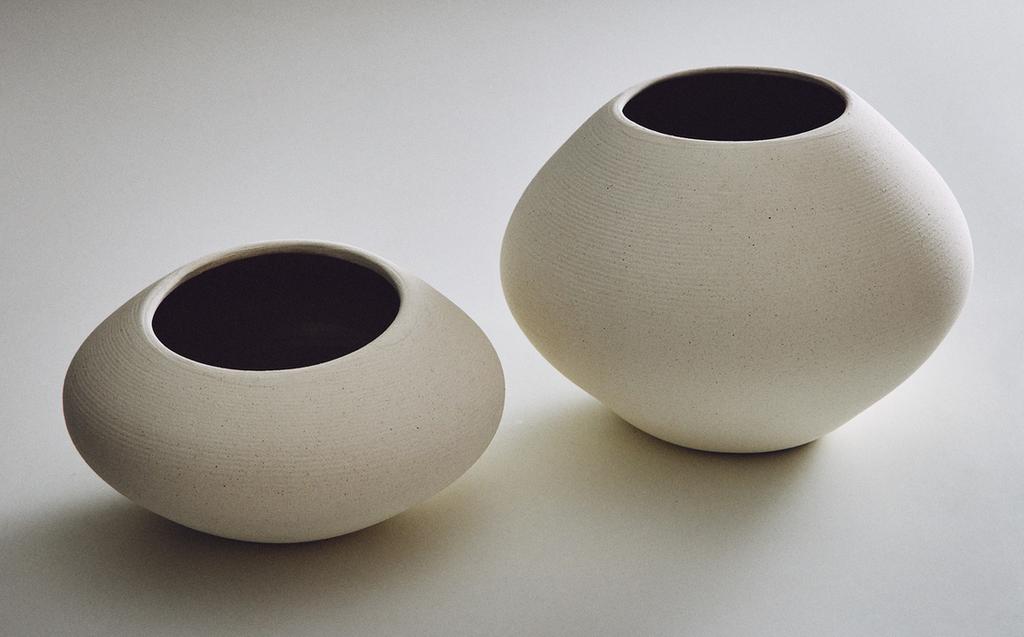 VASE CÉRAMIQUE OVALE VASE CÉRAMIQUE OVALE