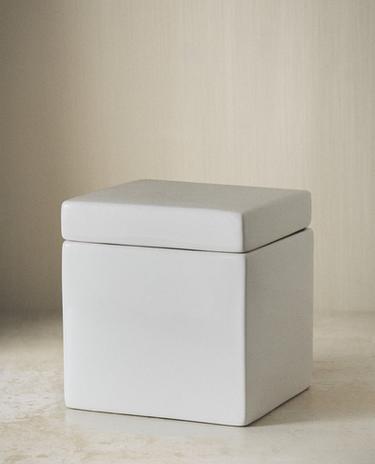 WHITE EARTHENWARE BATHROOM ORGANISER JAR