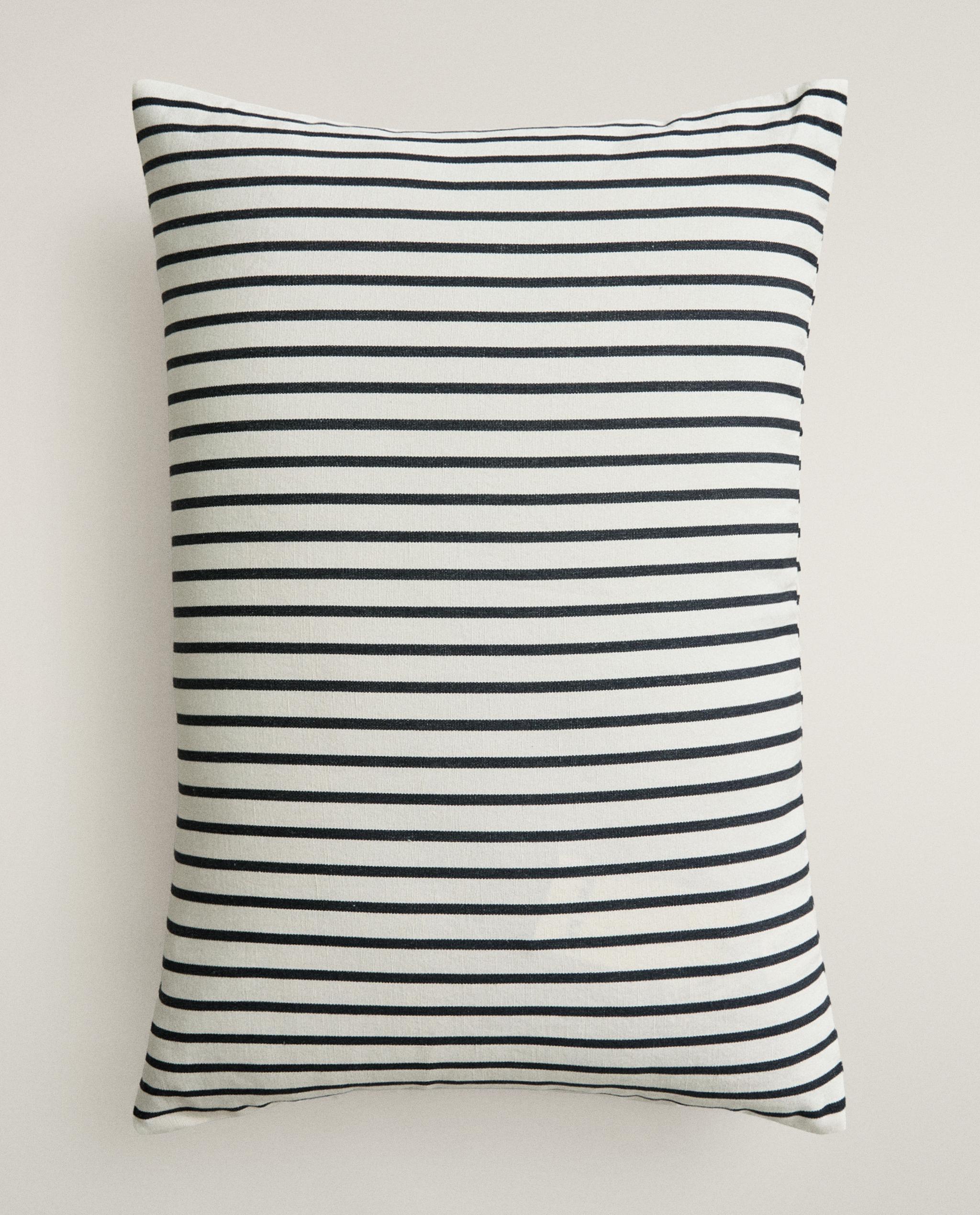 STRIPED CUSHION COVER, DUVET COVER AND THROW product thumbnail 7