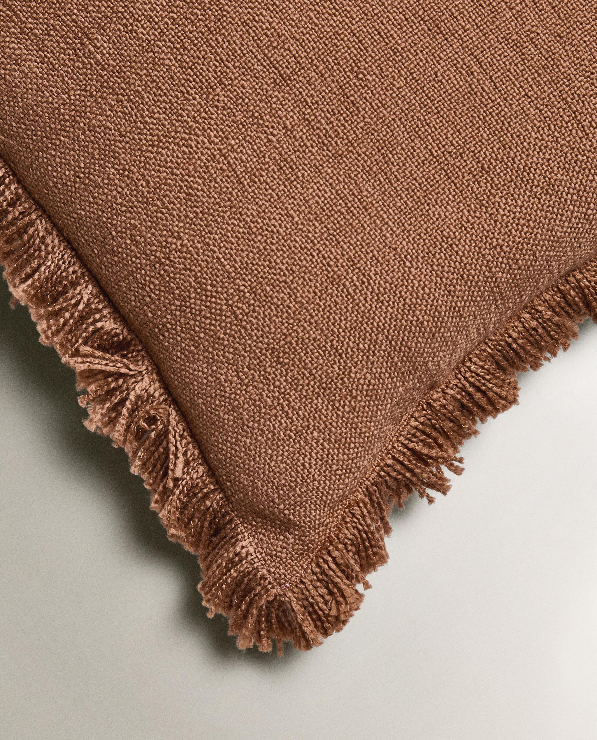 ベッドルームクッション | Zara Home 日本/Japan