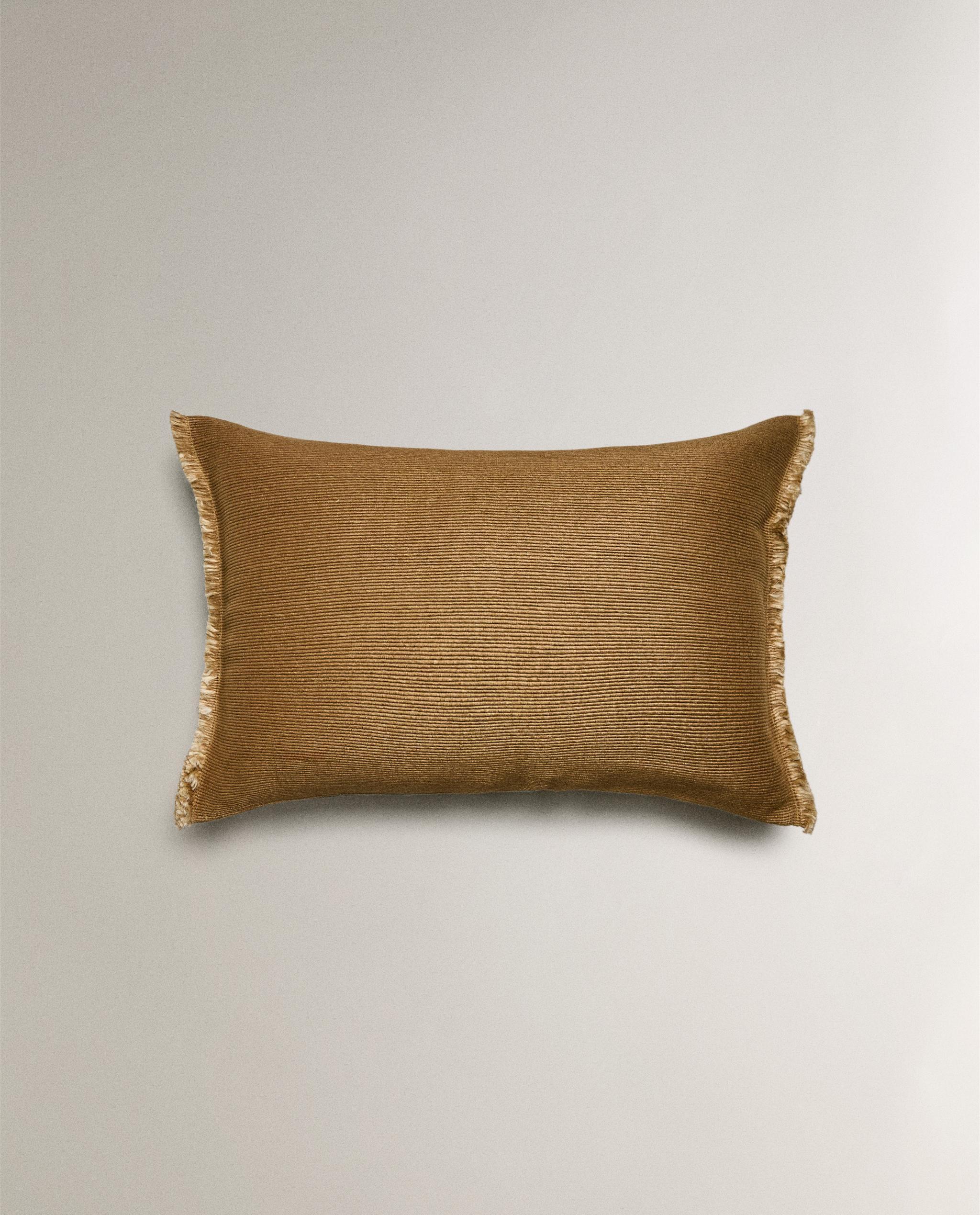 【新品】ZARA  ザラホーム デコ刺繍クッションカバー セット ジャカード クッションカバー | Zara Home 日本/Japan