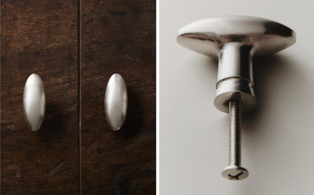 PACK OF SHINY METAL DOOR KNOBS (PACK OF 2) PACK OF SHINY METAL DOOR KNOBS (PACK OF 2)