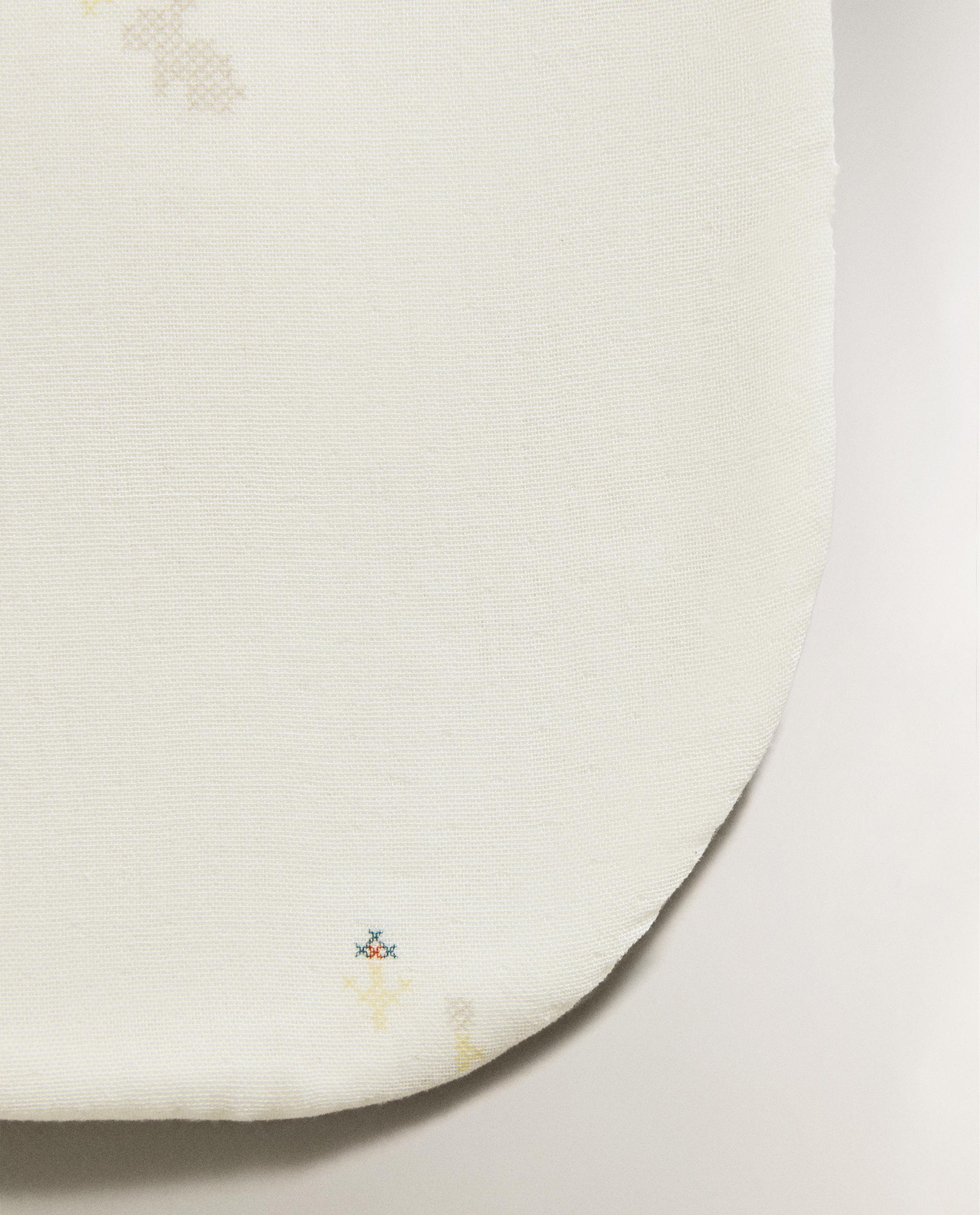 KIDS' EMBROIDERED SHOULDER BIB product thumbnail 6
