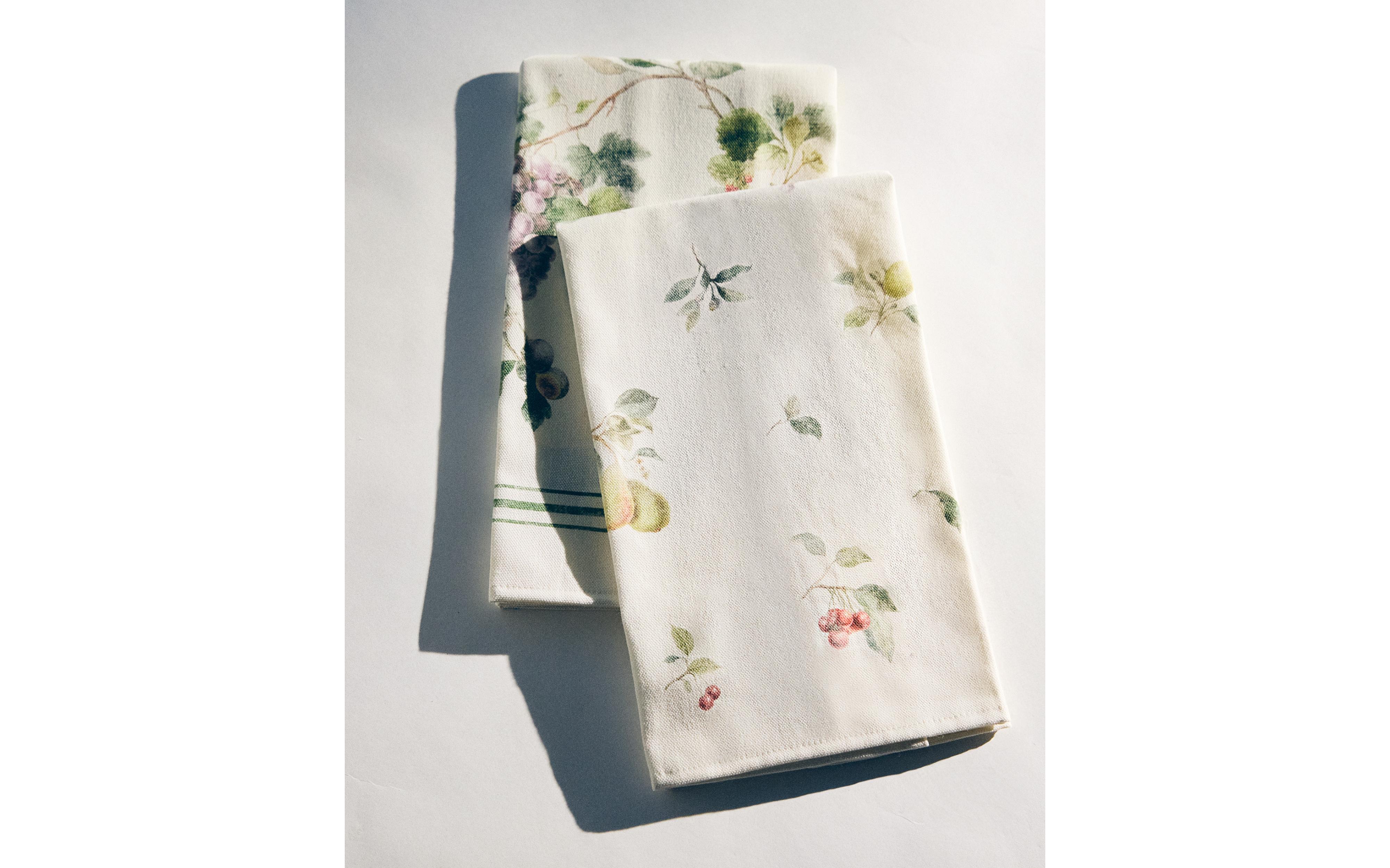 PACK OF FLORAL COTTON TEA TOWELS (PACK OF 2) product thumbnail 12
