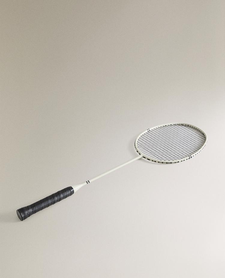 BADMINTON RACKET