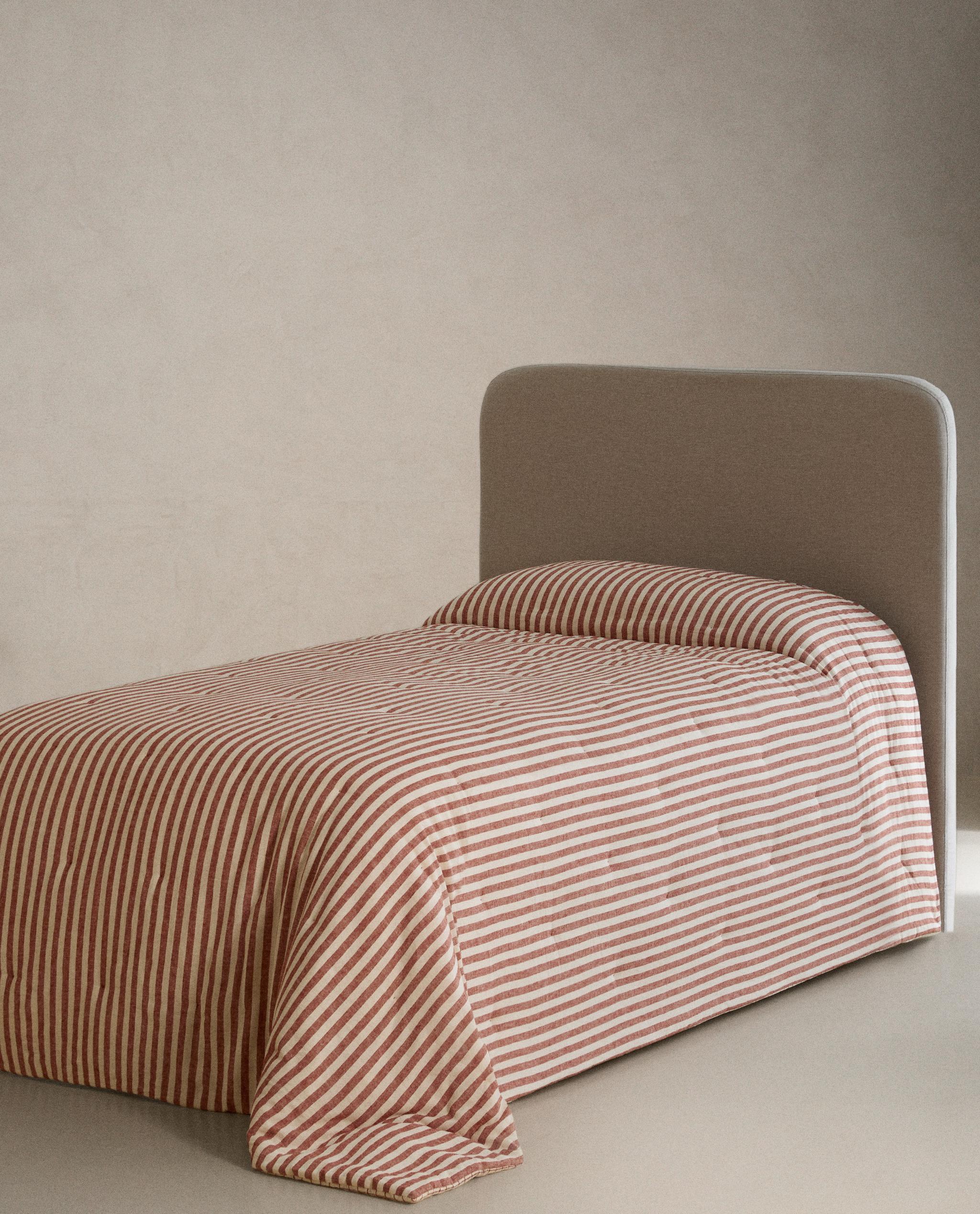 KIDS' STRIPED LINEN AND COTTON QUILTED BEDSPREAD product thumbnail 4