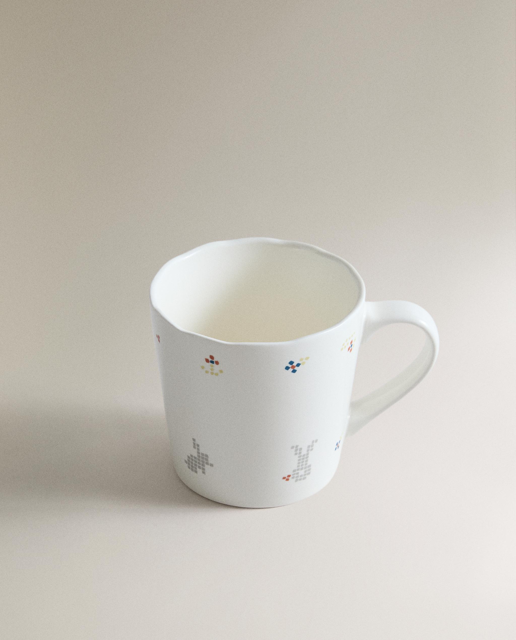 CHILDREN'S PORCELAIN MUG WITH RABBITS product thumbnail 7