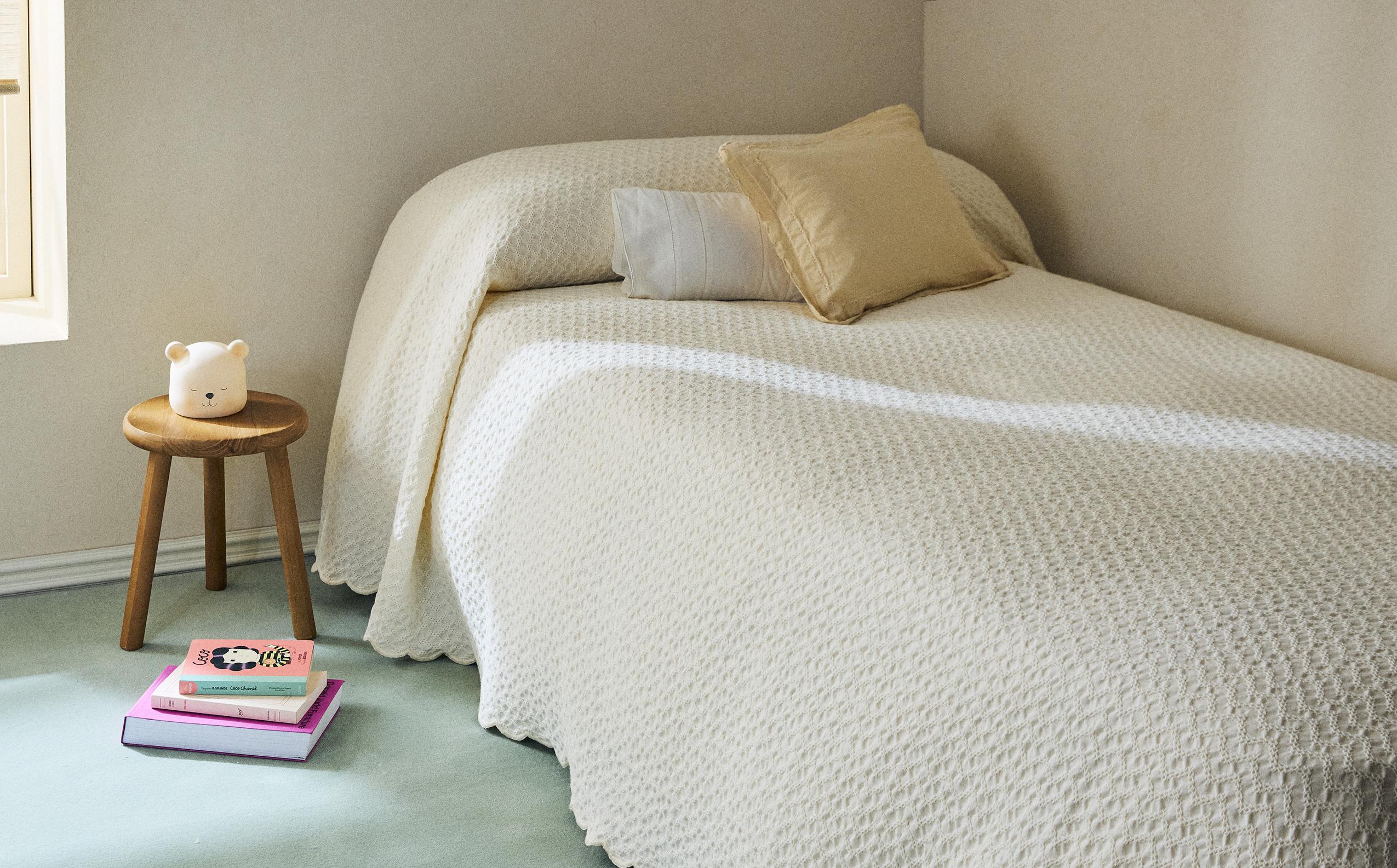 ベッドカバーと掛け布団 | Zara Home 日本/Japan