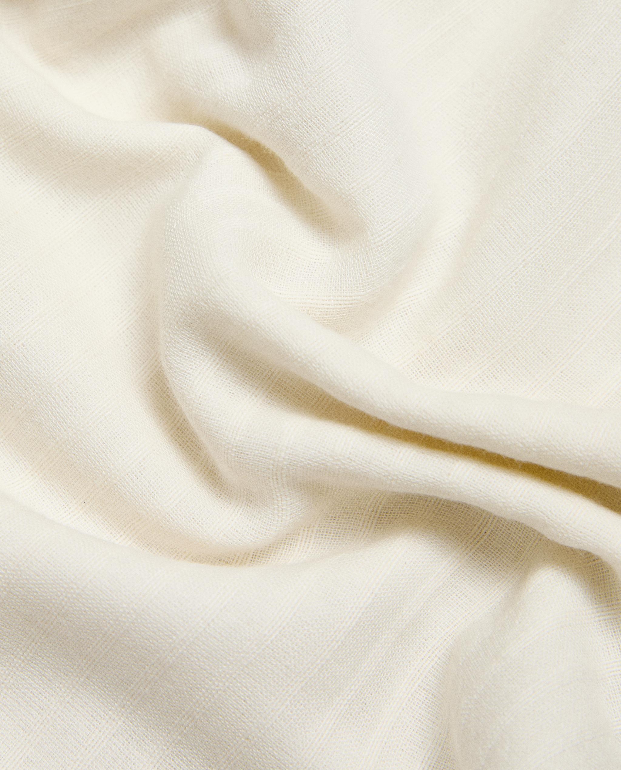CHILDREN’S MUSLIN BLANKET WITH LACE TRIM product thumbnail 5