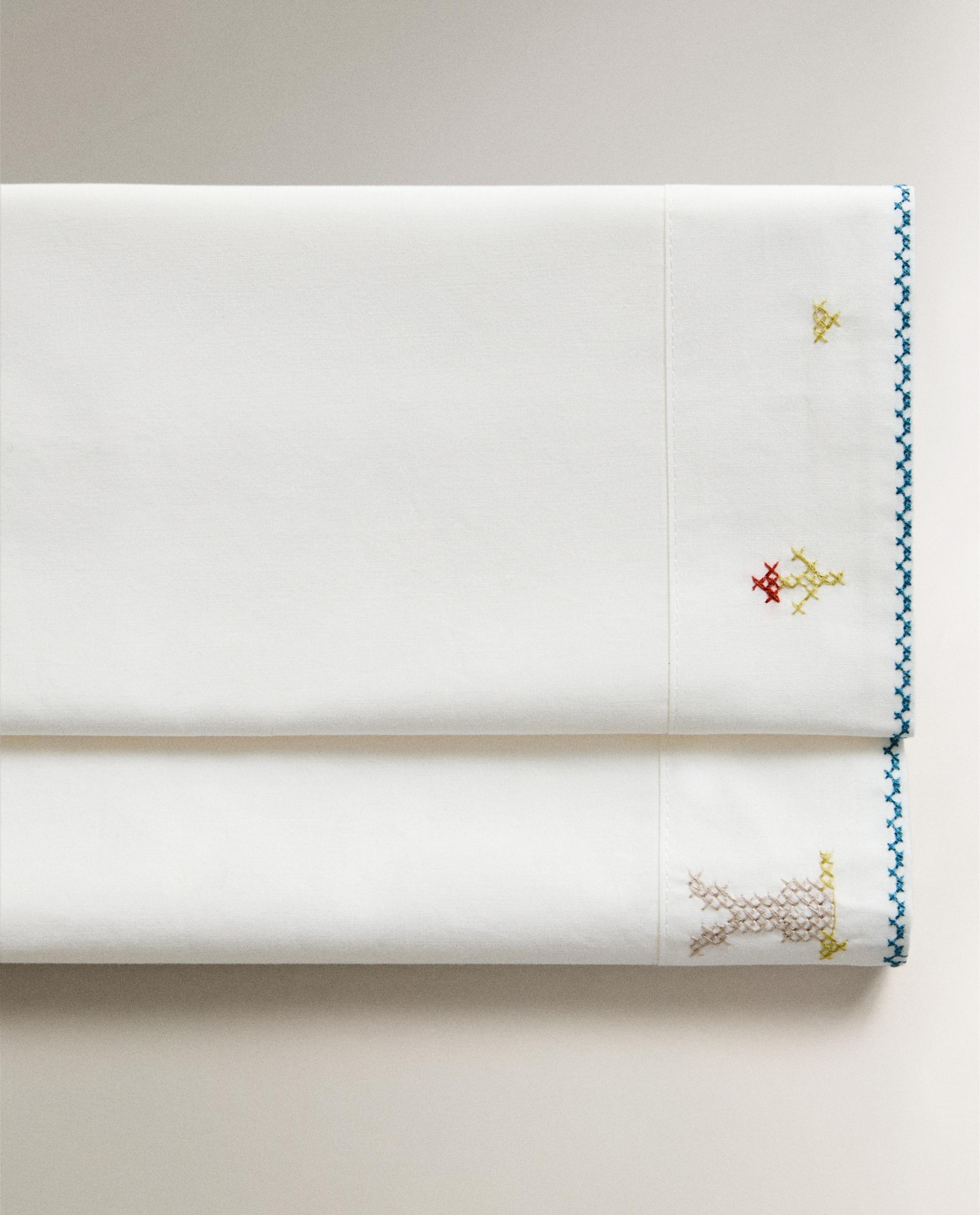 RABBIT COT PILLOWCASE AND FLAT SHEET SET product thumbnail 2