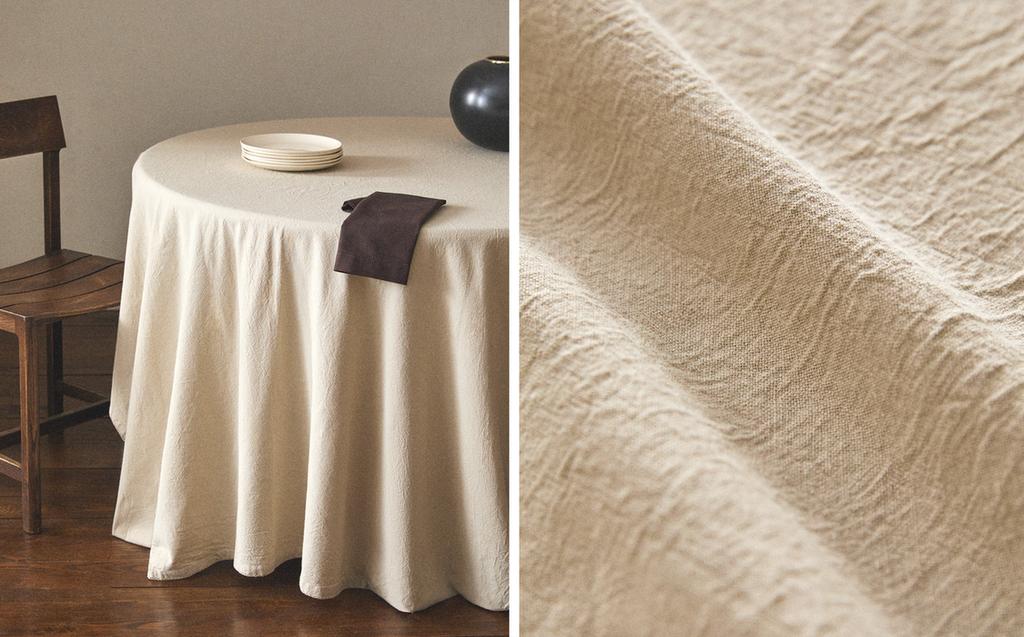 PLAIN DYED THREAD TABLECLOTH