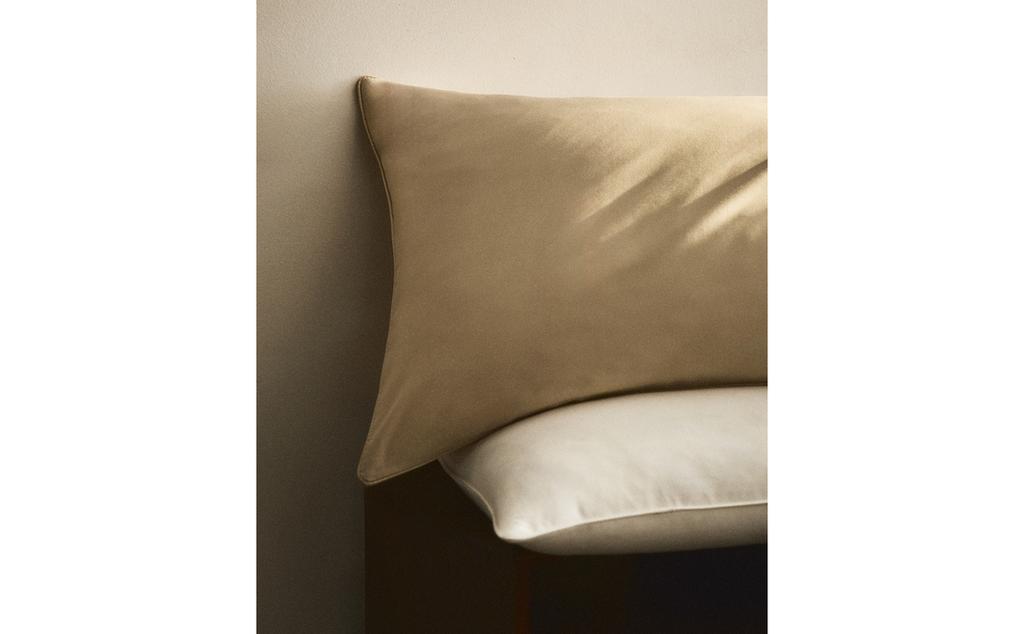SATEEN PILLOWCASE (500 THREAD COUNT) SATEEN PILLOWCASE (500 THREAD COUNT)