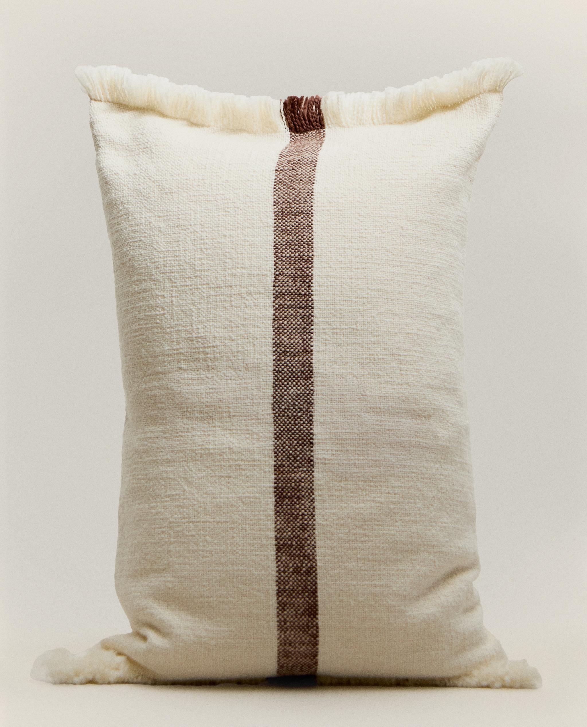 STRIPED CUSHION COVER WITH FRINGING product thumbnail 9
