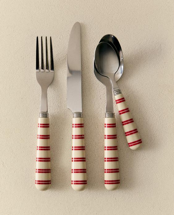 4-PIECE CUTLERY SET WITH STRIPED HANDLE 4-PIECE CUTLERY SET WITH STRIPED HANDLE