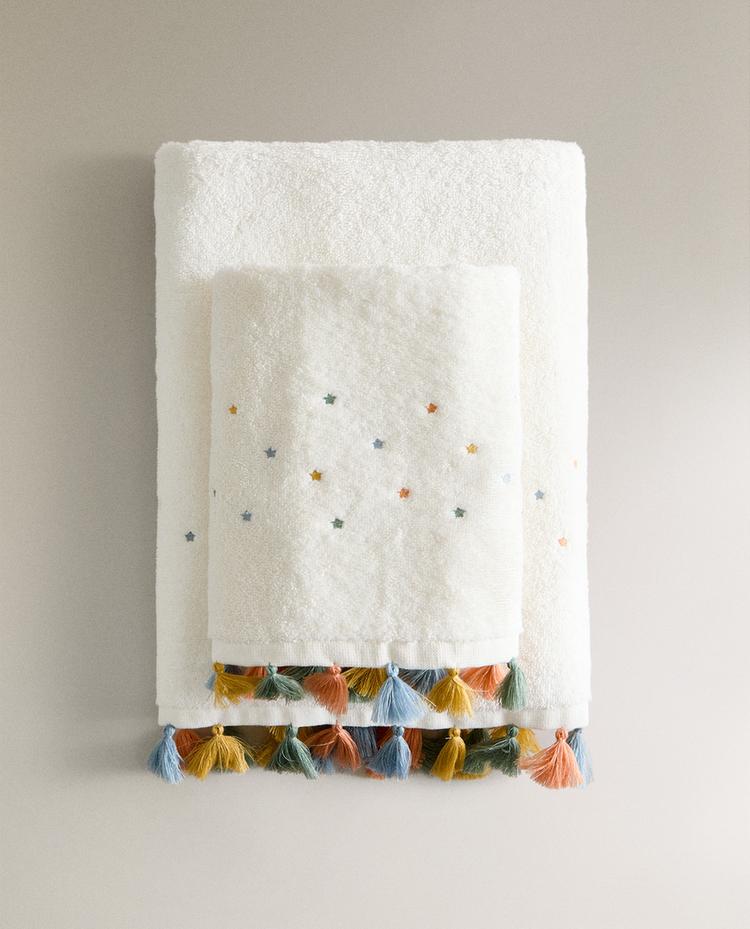 TOALLA BAÑO INFANTIL POMPONES