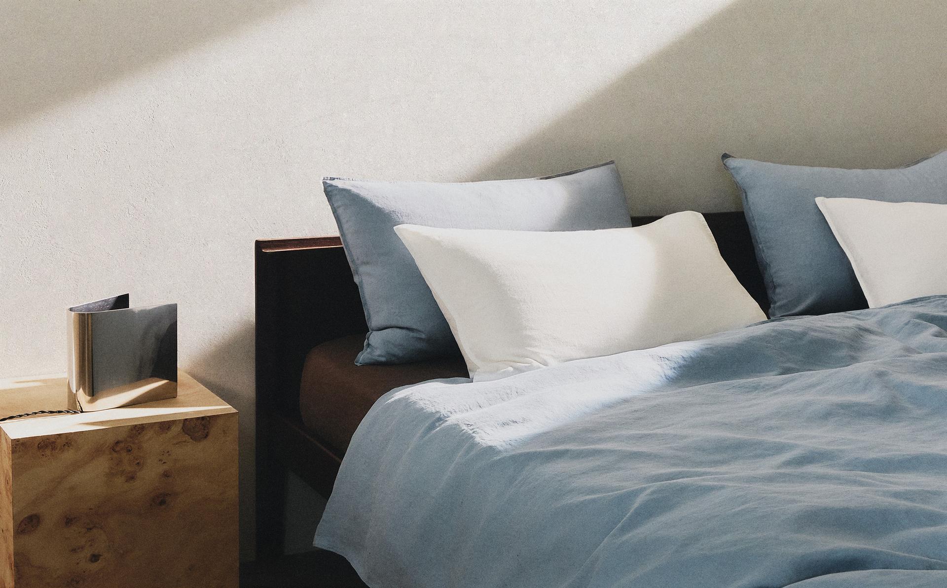 WASHED LINEN DUVET COVER (140 GXM²) WASHED LINEN DUVET COVER (140 GXM²)