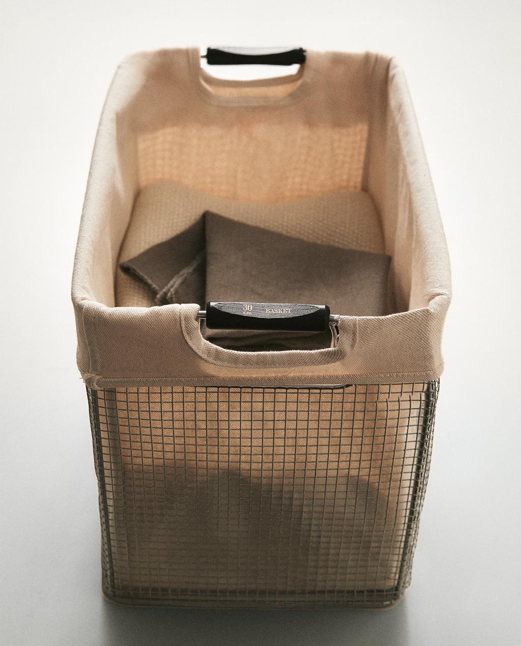 KOVOVÝ KÔŠ NA BIELIZEŇ KOVOVÝ KÔŠ NA BIELIZEŇ