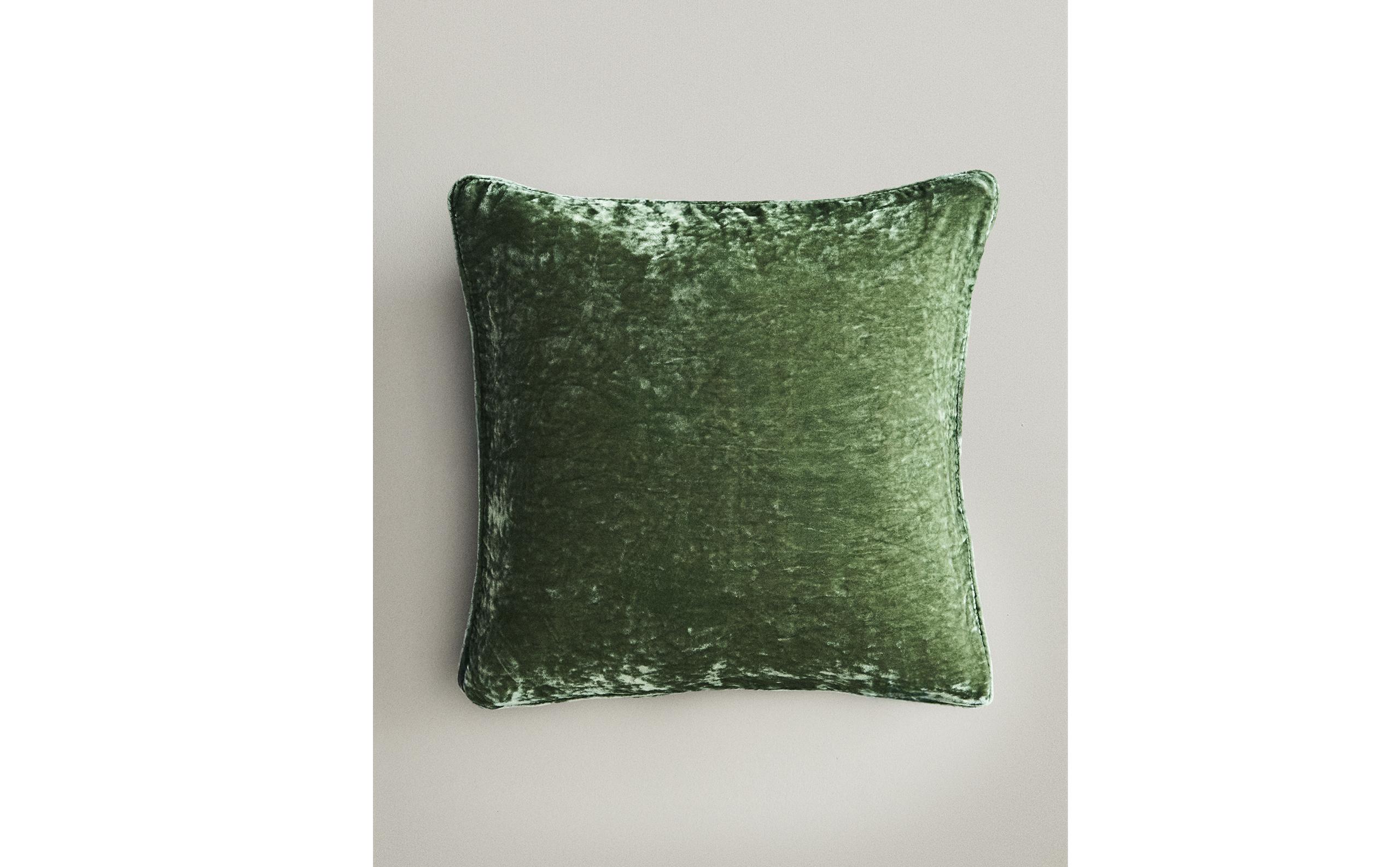 VELVET CUSHION COVER product thumbnail 11