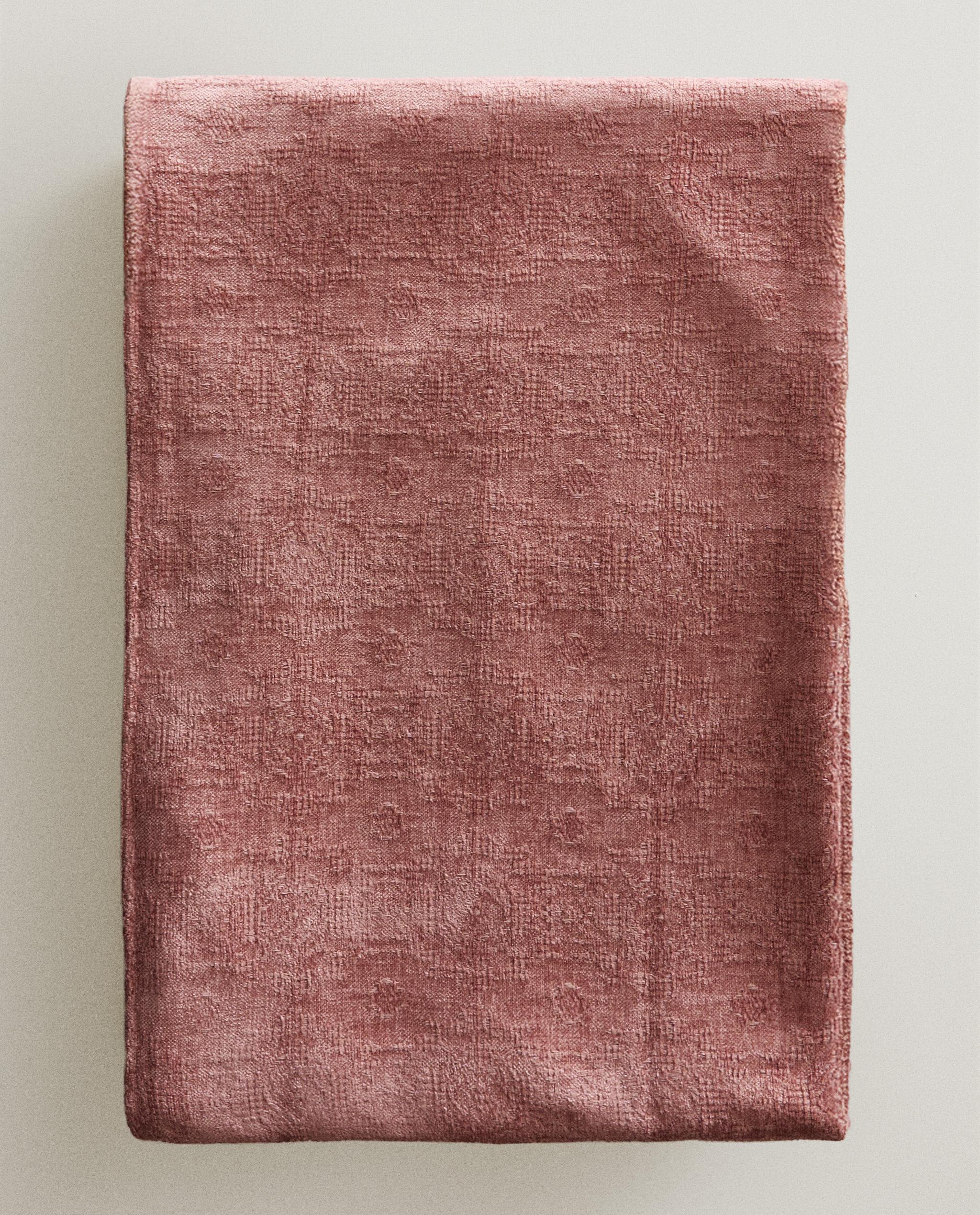 CHENILLE JACQUARD THROW product thumbnail 16