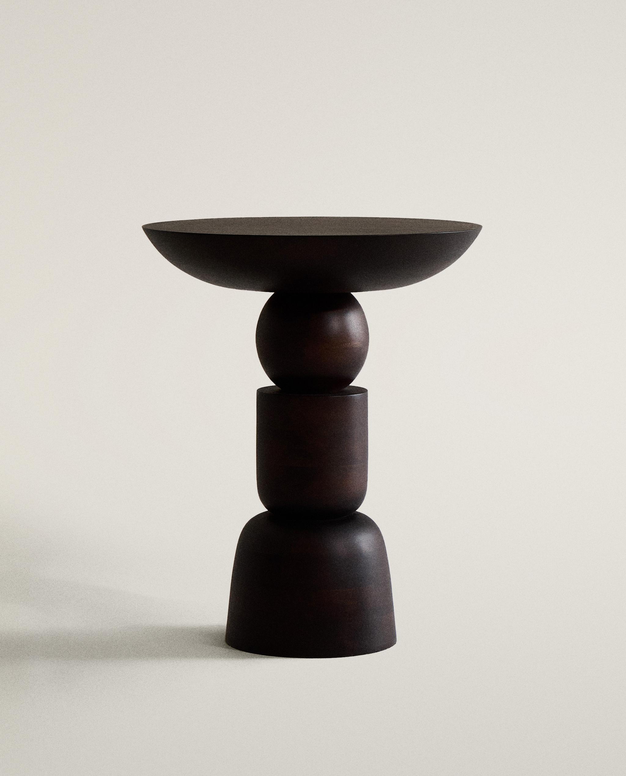 TABLE EN BOIS — Zara Home