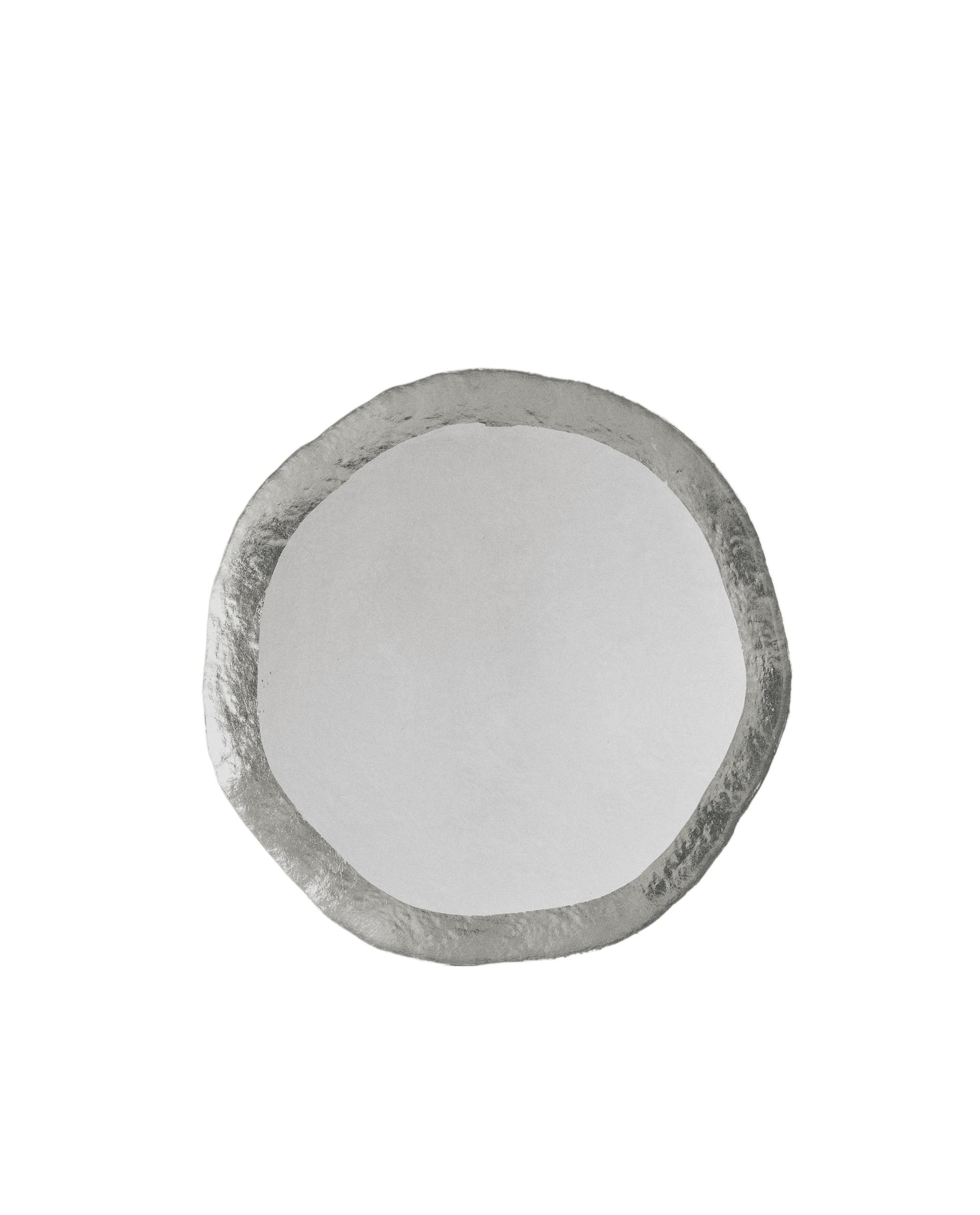 RAISED GLASS DESSERT PLATE WITH SILVER RIM