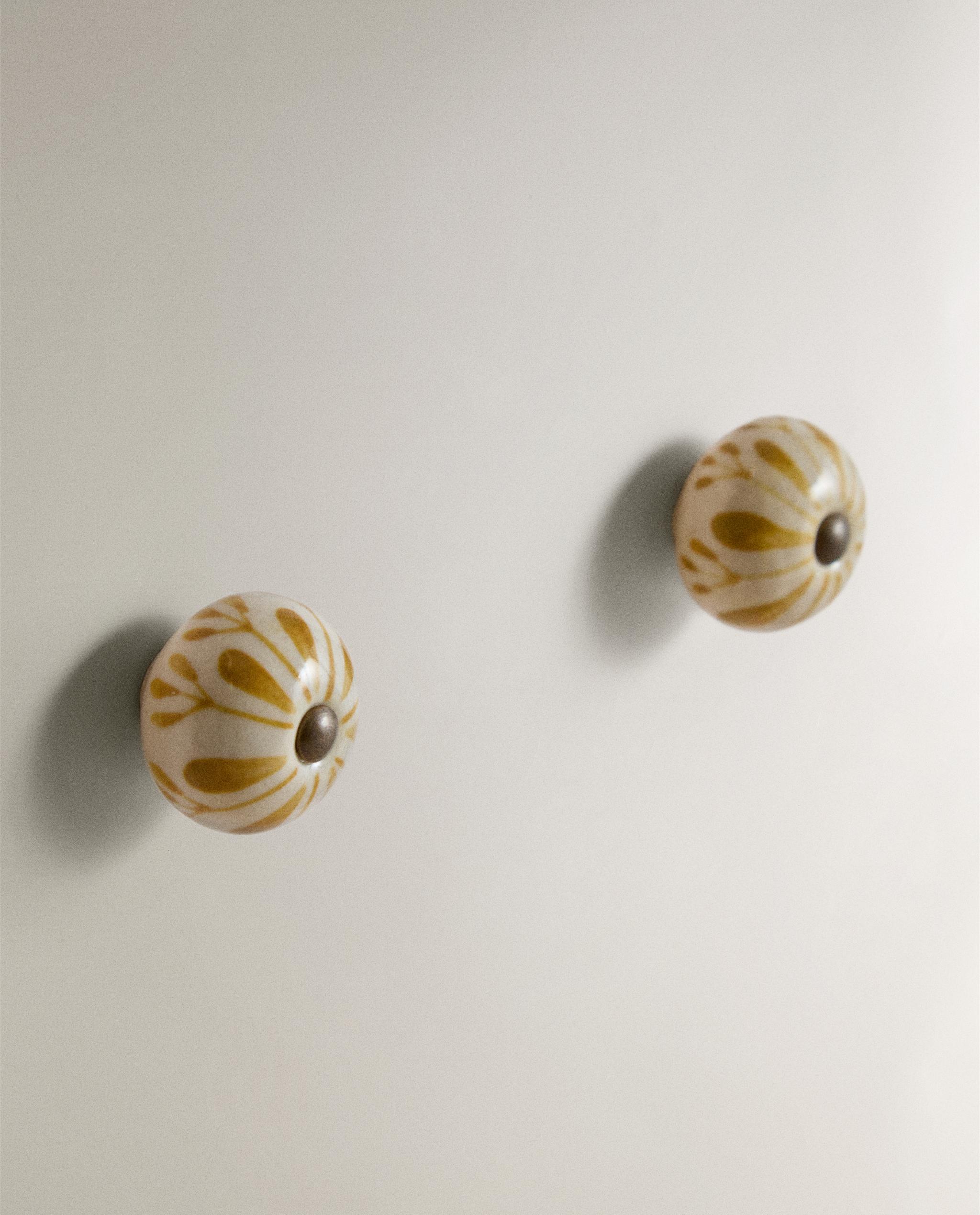 PACK OF CERAMIC FLOWER DOOR KNOBS (PACK OF 2) product thumbnail 13