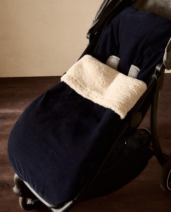 CORDUROY-VAUVANVAUNUIHIN TARKOITETTU MAKUUPUSSI