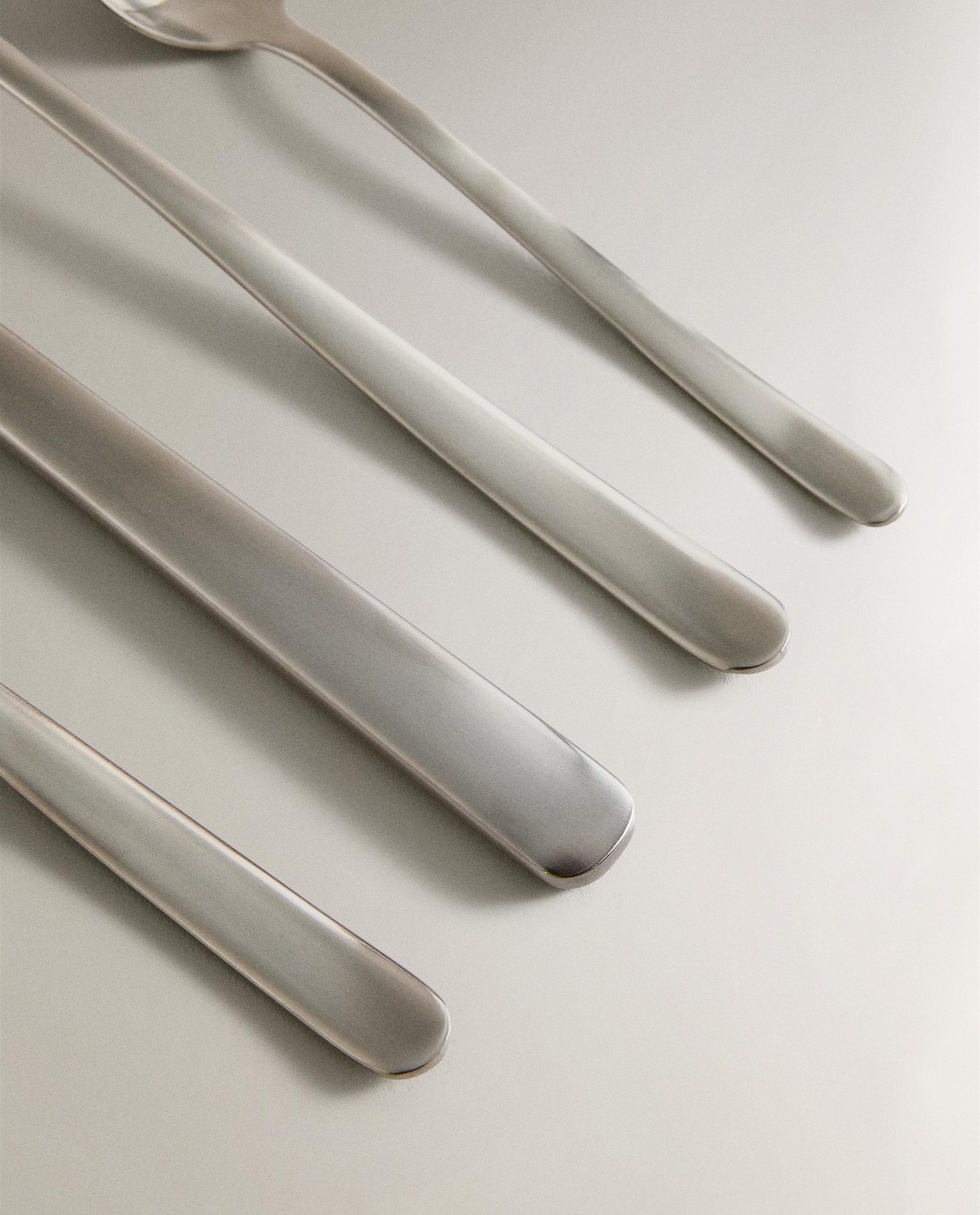 4-PIECE MATTE STEEL CUTLERY SET product thumbnail 8