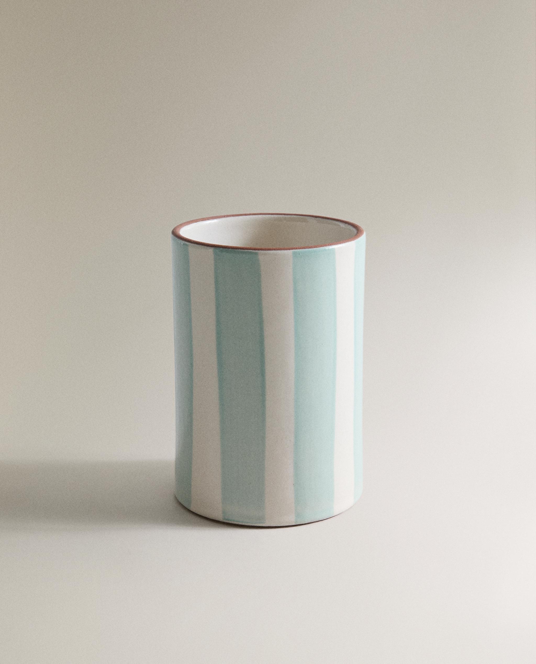 STRIPED CERAMIC TOOTHBRUSH HOLDER product thumbnail 4