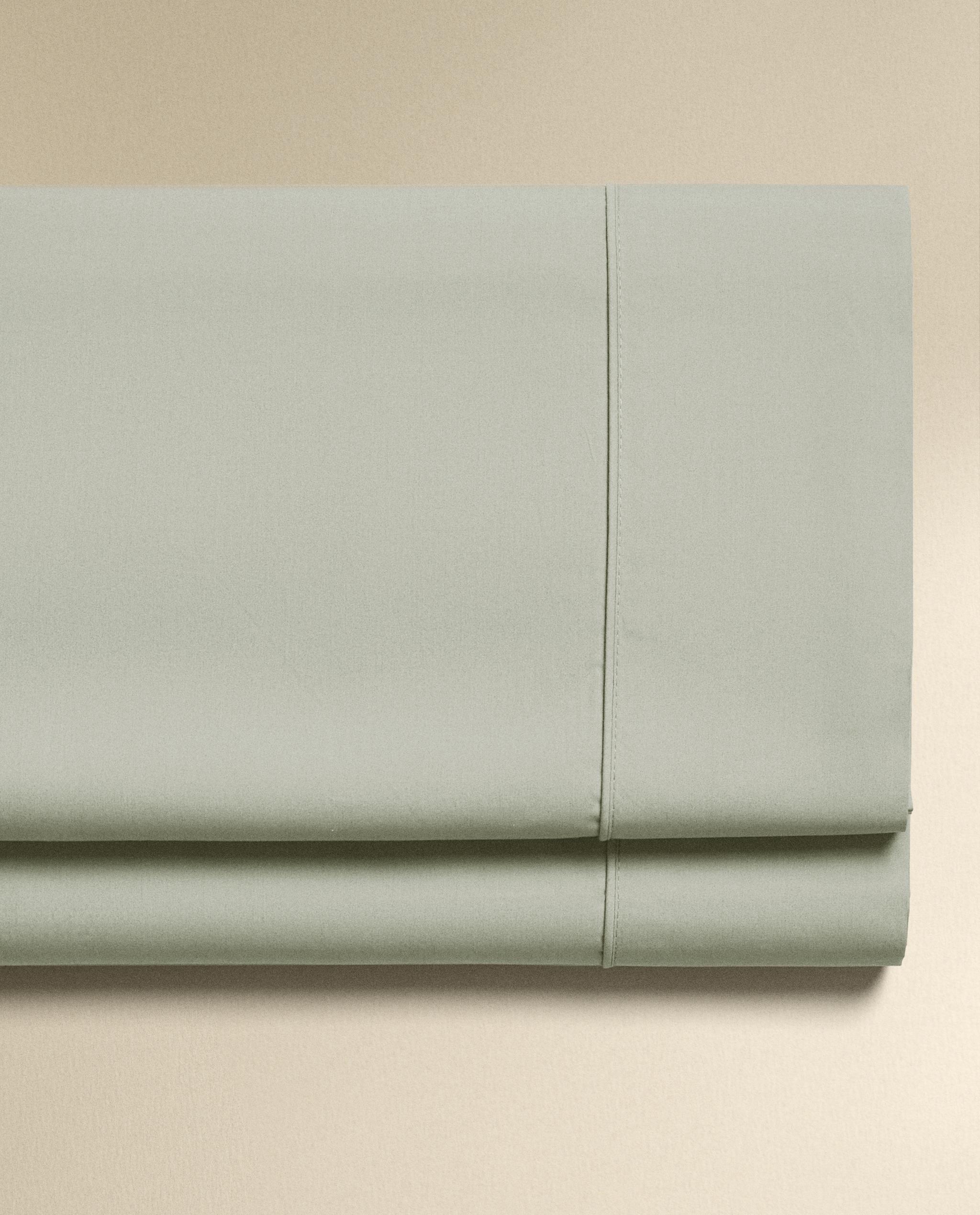 スカラップエッジ サテン トップシーツ（300スレッド） | Zara Home