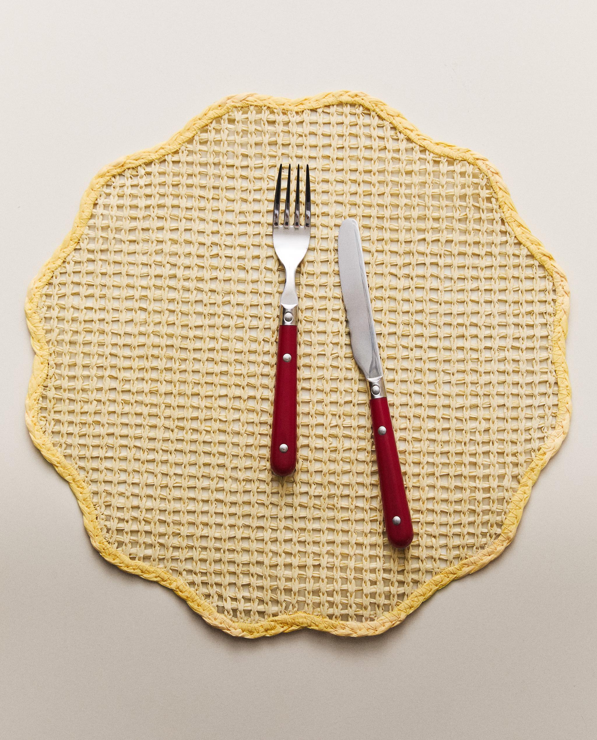 YELLOW FLORAL PAPER PLACEMAT product thumbnail 7