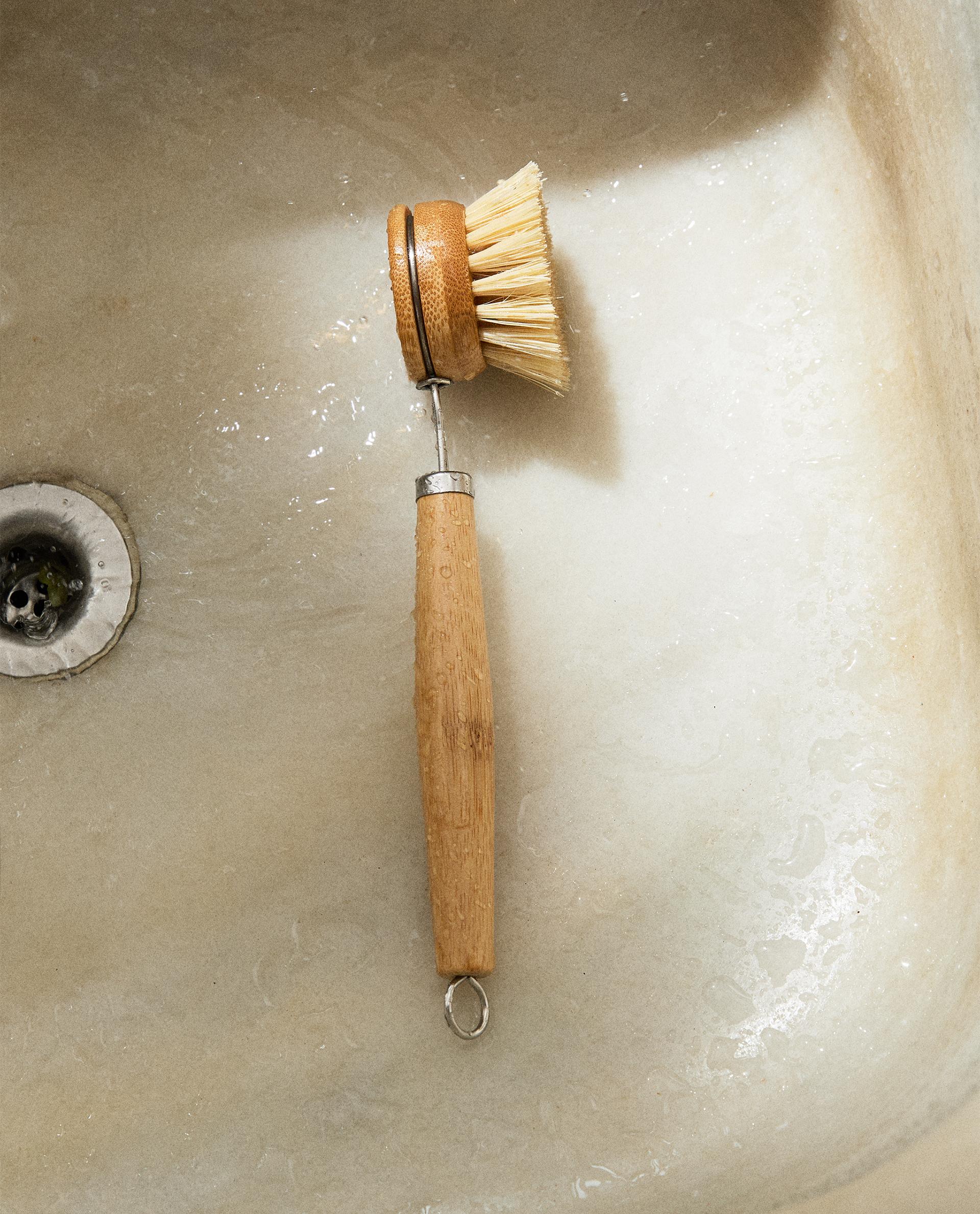 Spazzola Per Pulire Verdure KitchenCraft - Setole Resistanti, Gancio Per Appendere, 15x6 Cm - Foto 10