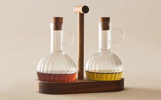 BOROSILICAAT EN HOUTEN OLIE-EN-AZIJNSTEL