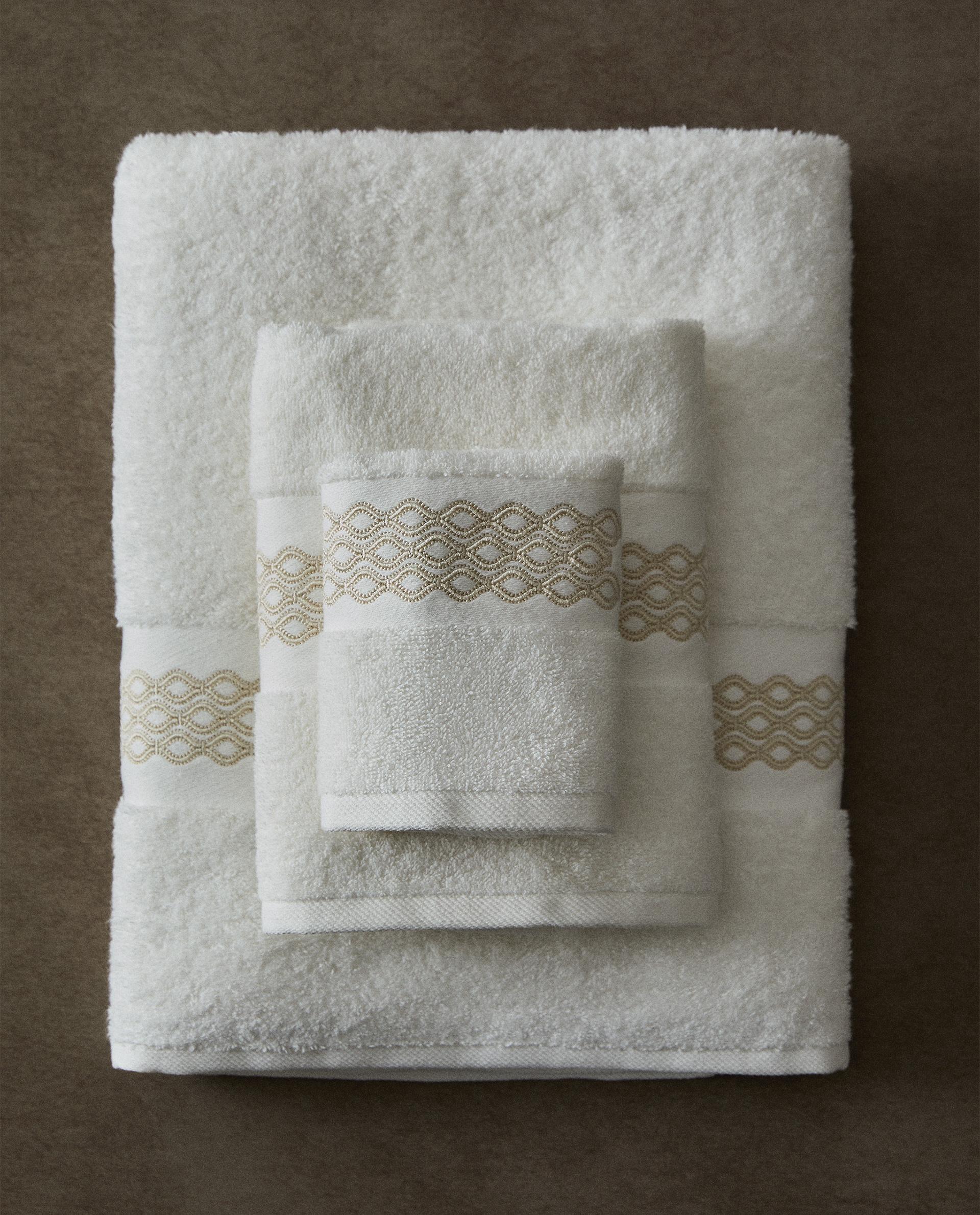 BATH TOWEL WITH EMBROIDERED BORDER Penyimpanan kosmetik KAMAR