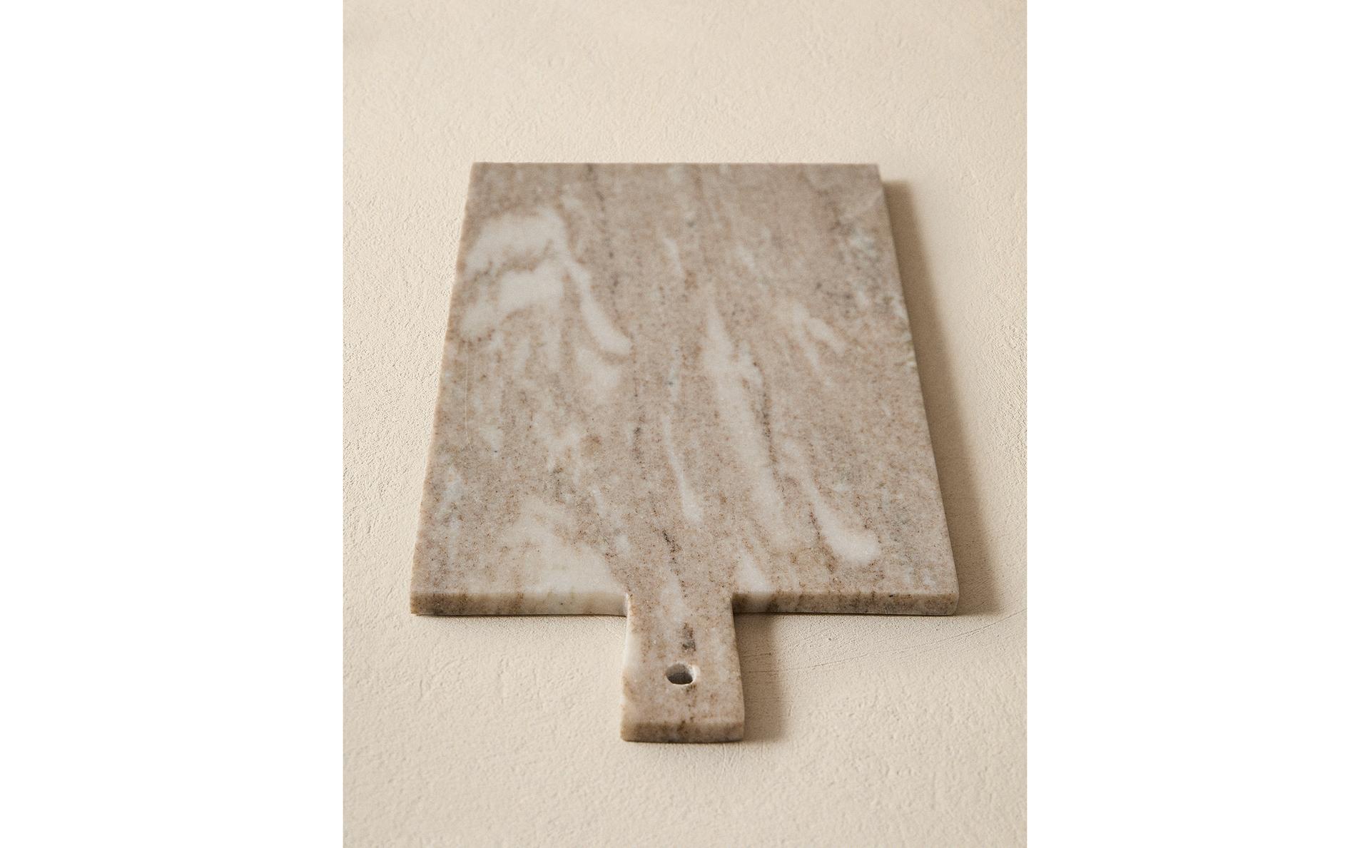 MARBLE CHOPPING BOARD WITH HANDLE MARBLE CHOPPING BOARD WITH HANDLE
