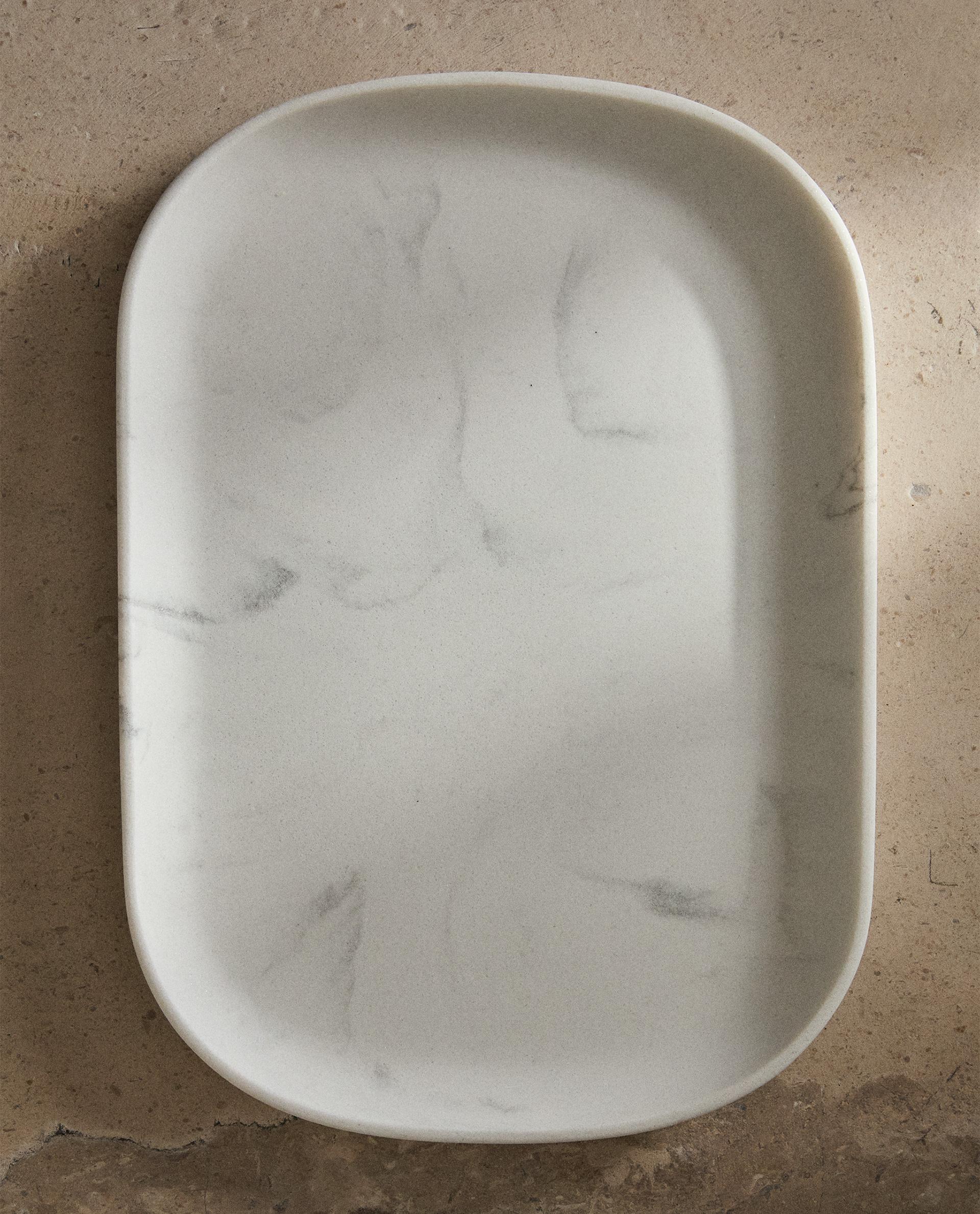 MARBLE-EFFECT BATHROOM TRAY